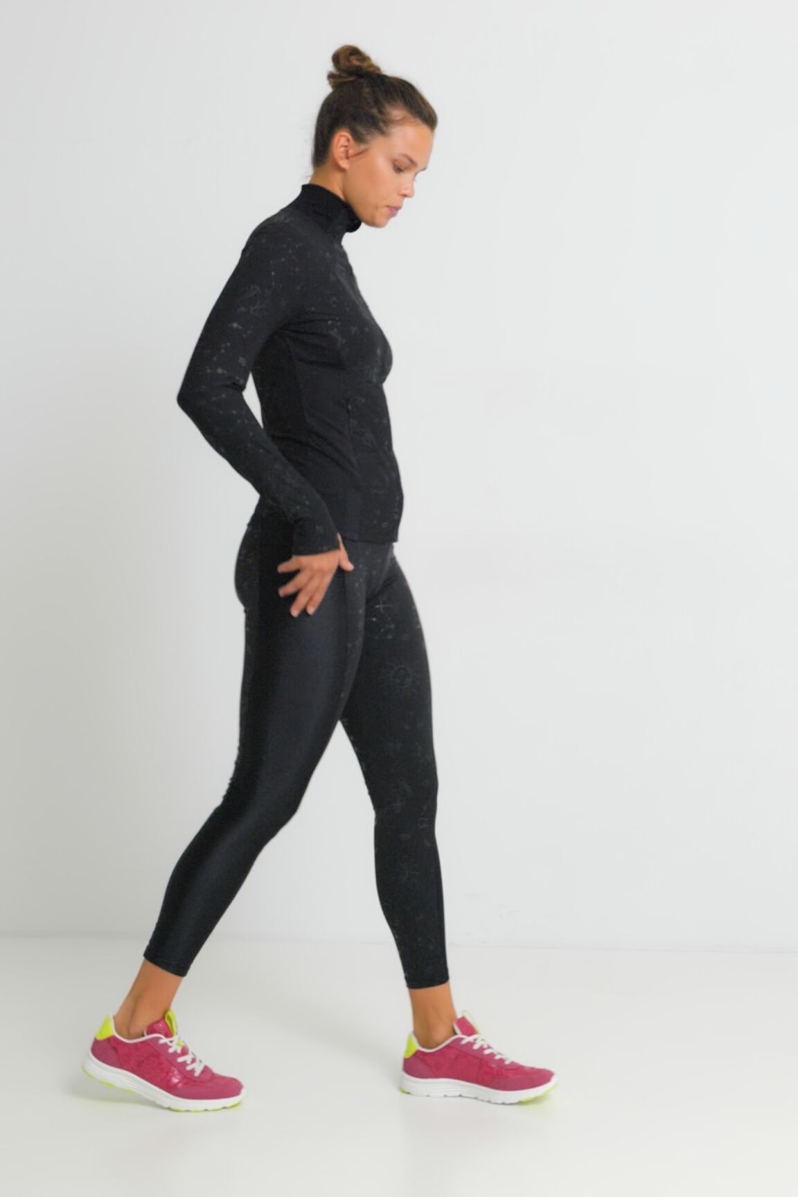 Chaqueta slim t&eacute;cnica cosmos