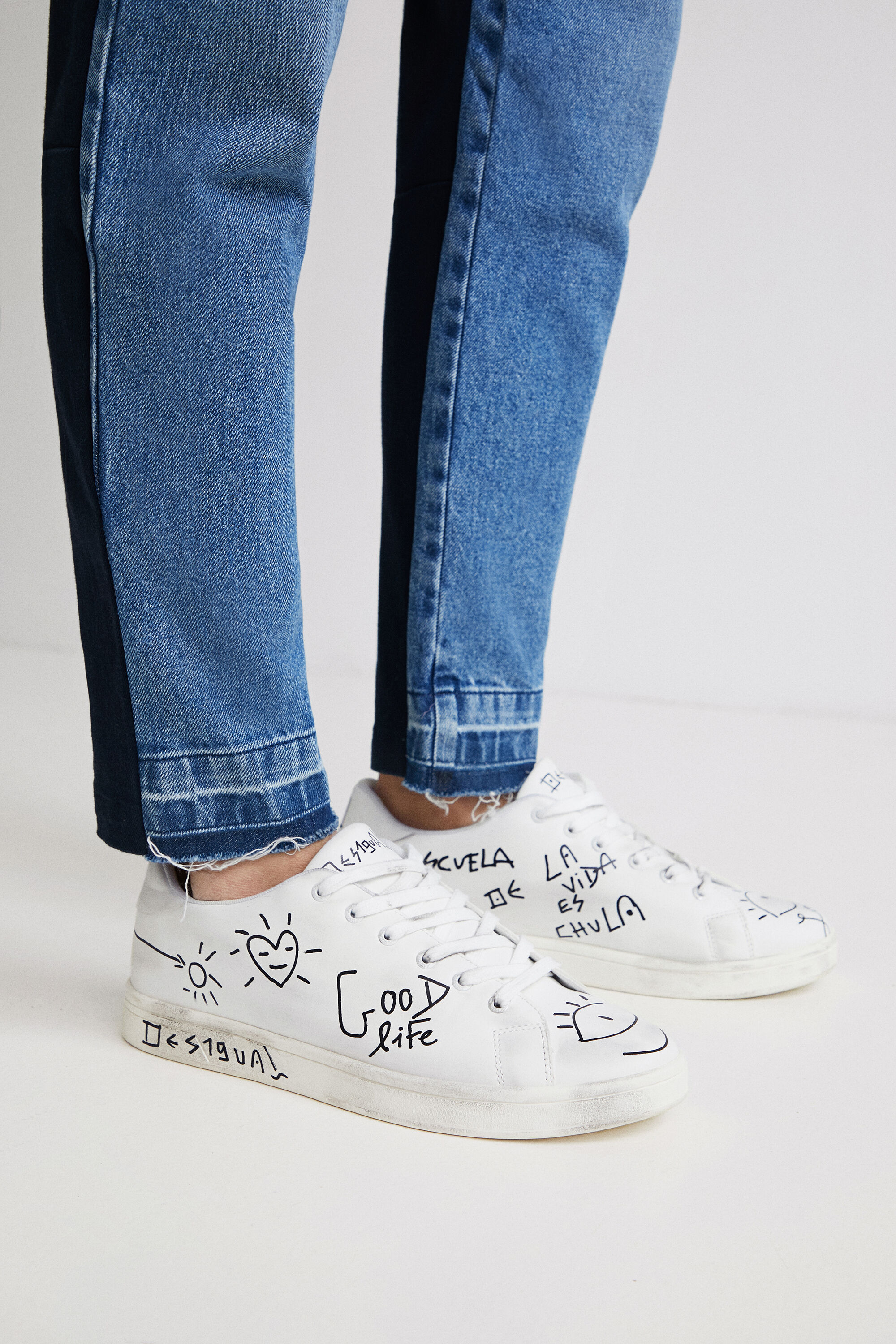 Sneakers mensaje rotulador