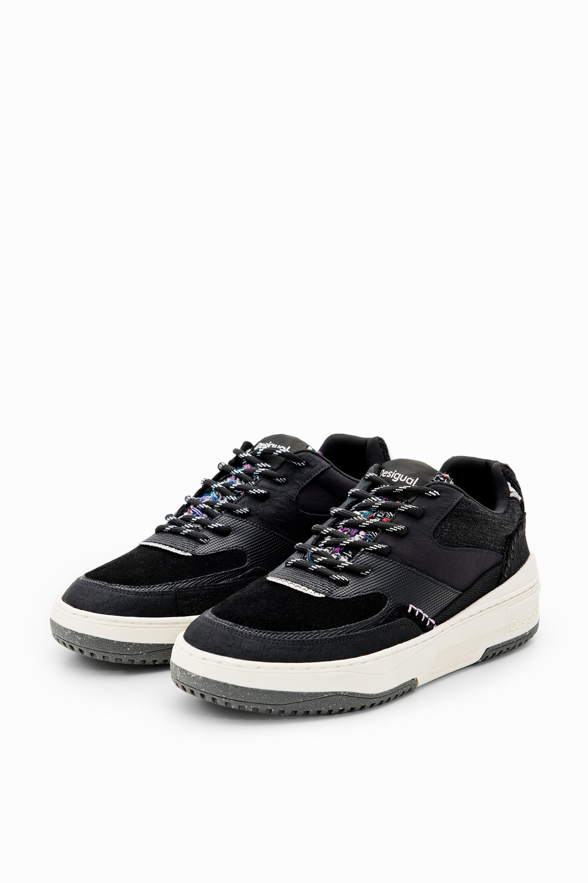 Sneakers retro chunky patch