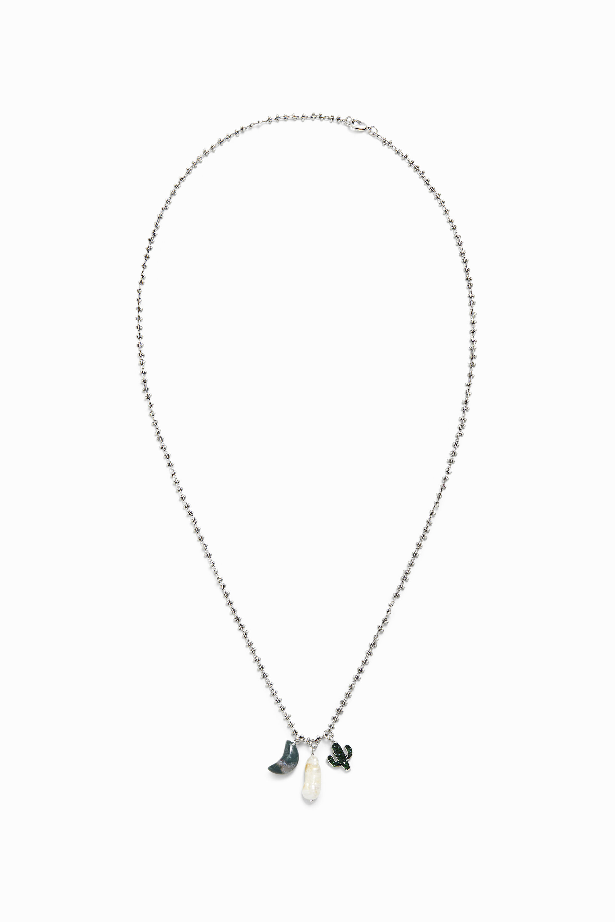 Collar largo plateado charms