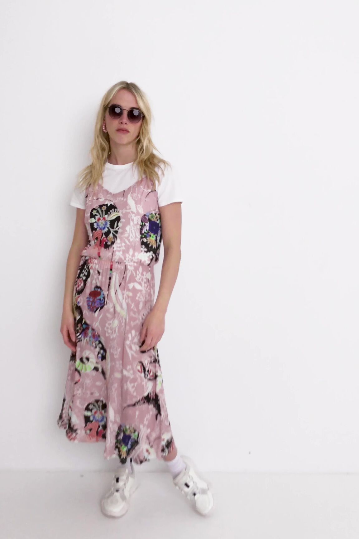 Vestido lencero con camiseta