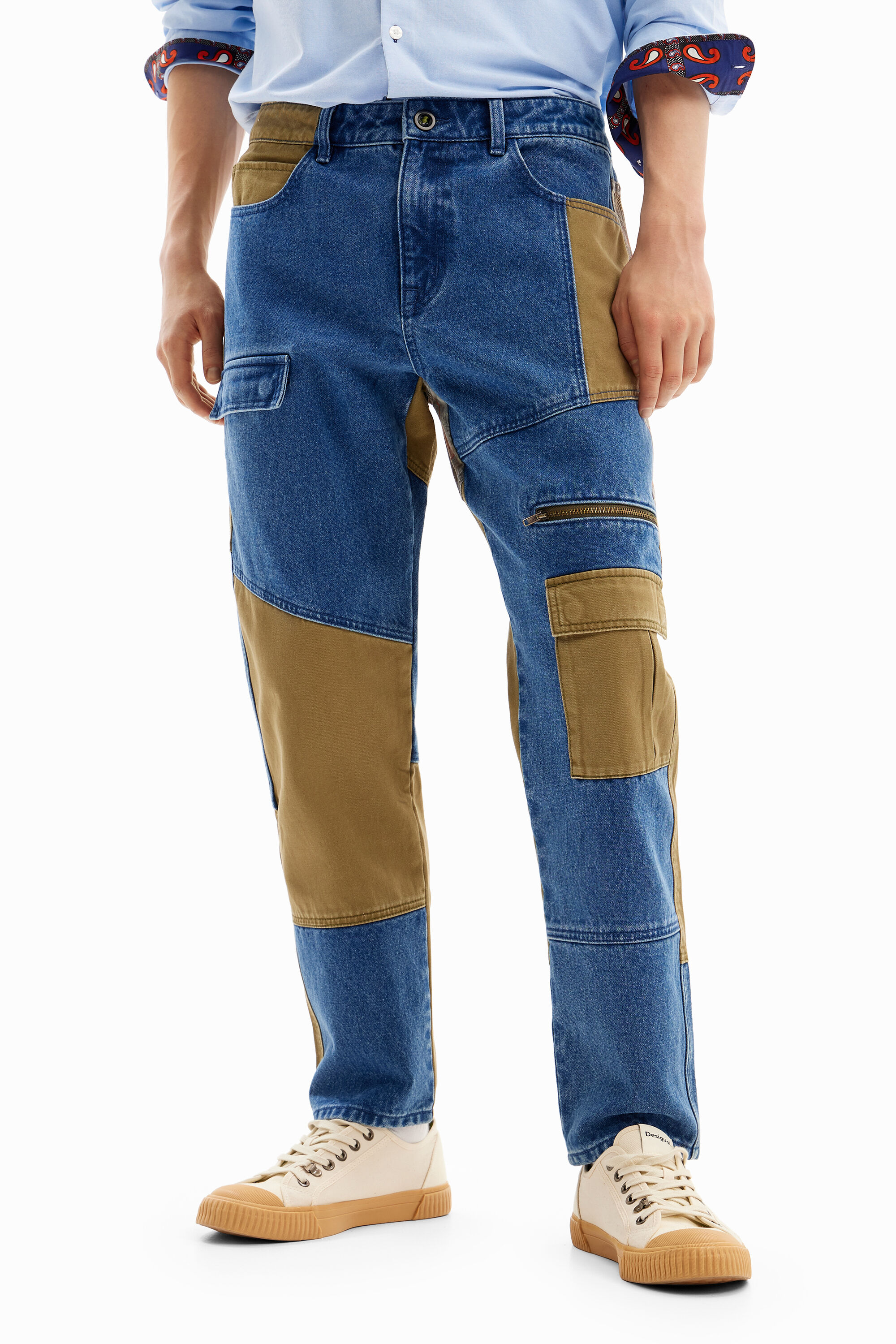 Pantal&oacute;n denim cargo