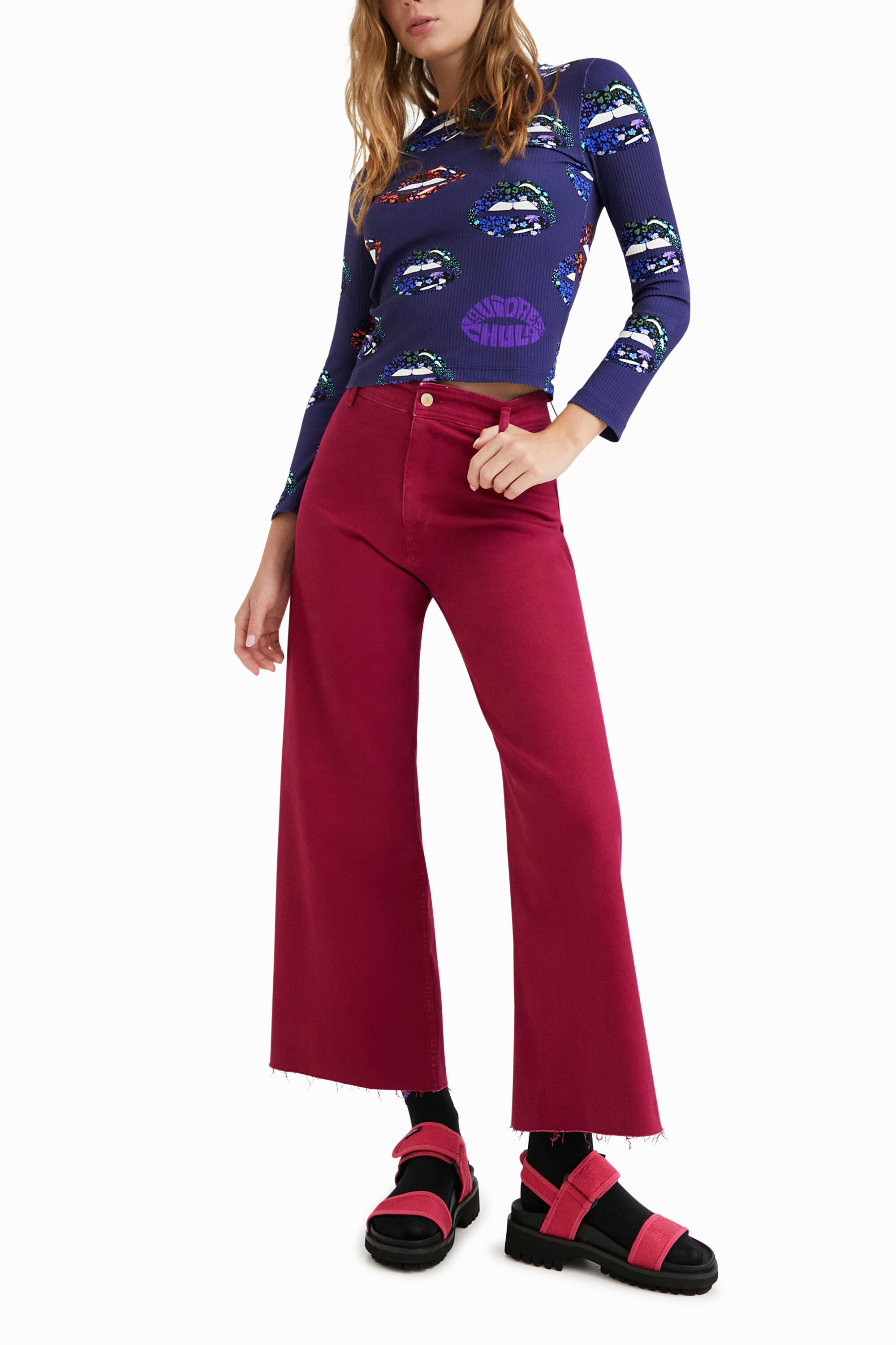 Camiseta canal&eacute; escote espalda
