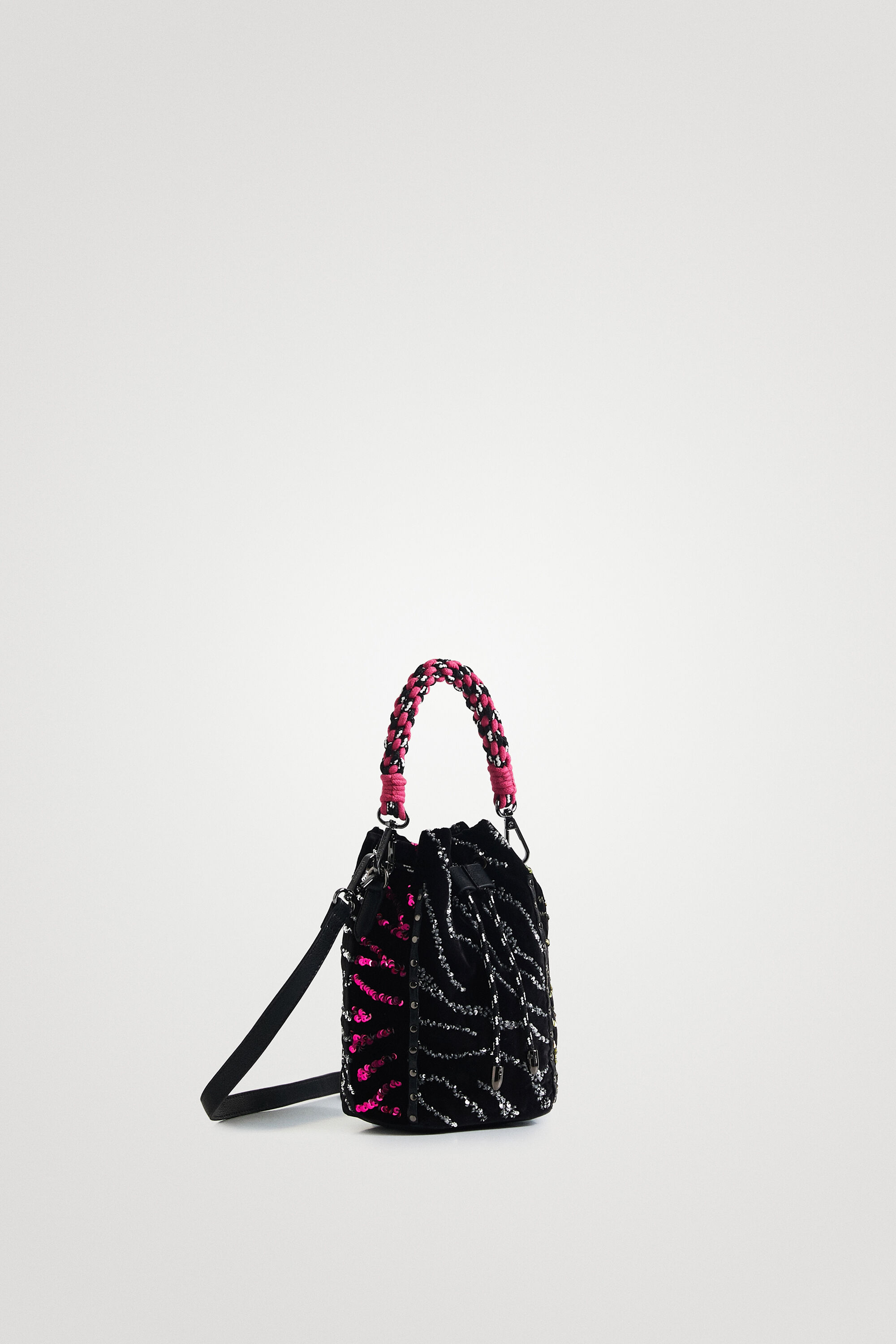 Mini bolso saco lentejuelas