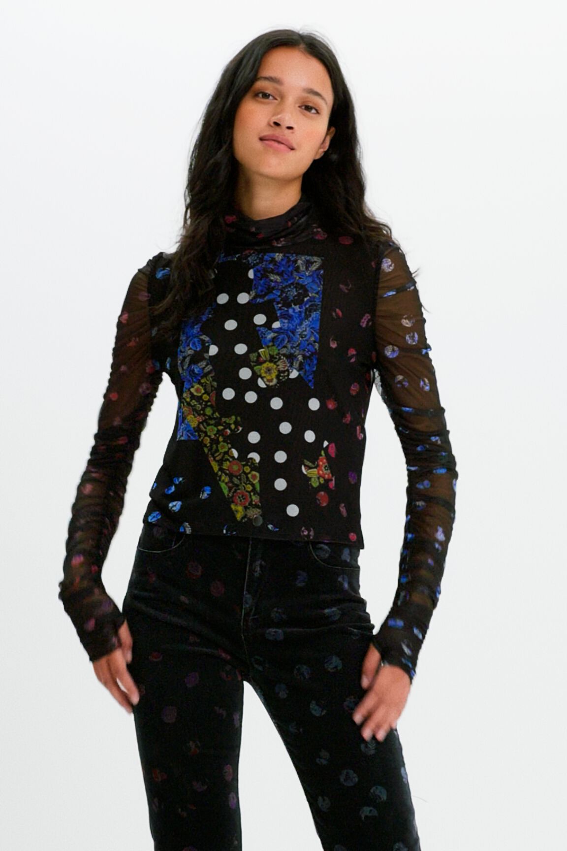 Camiseta tul patch lunares y flores
