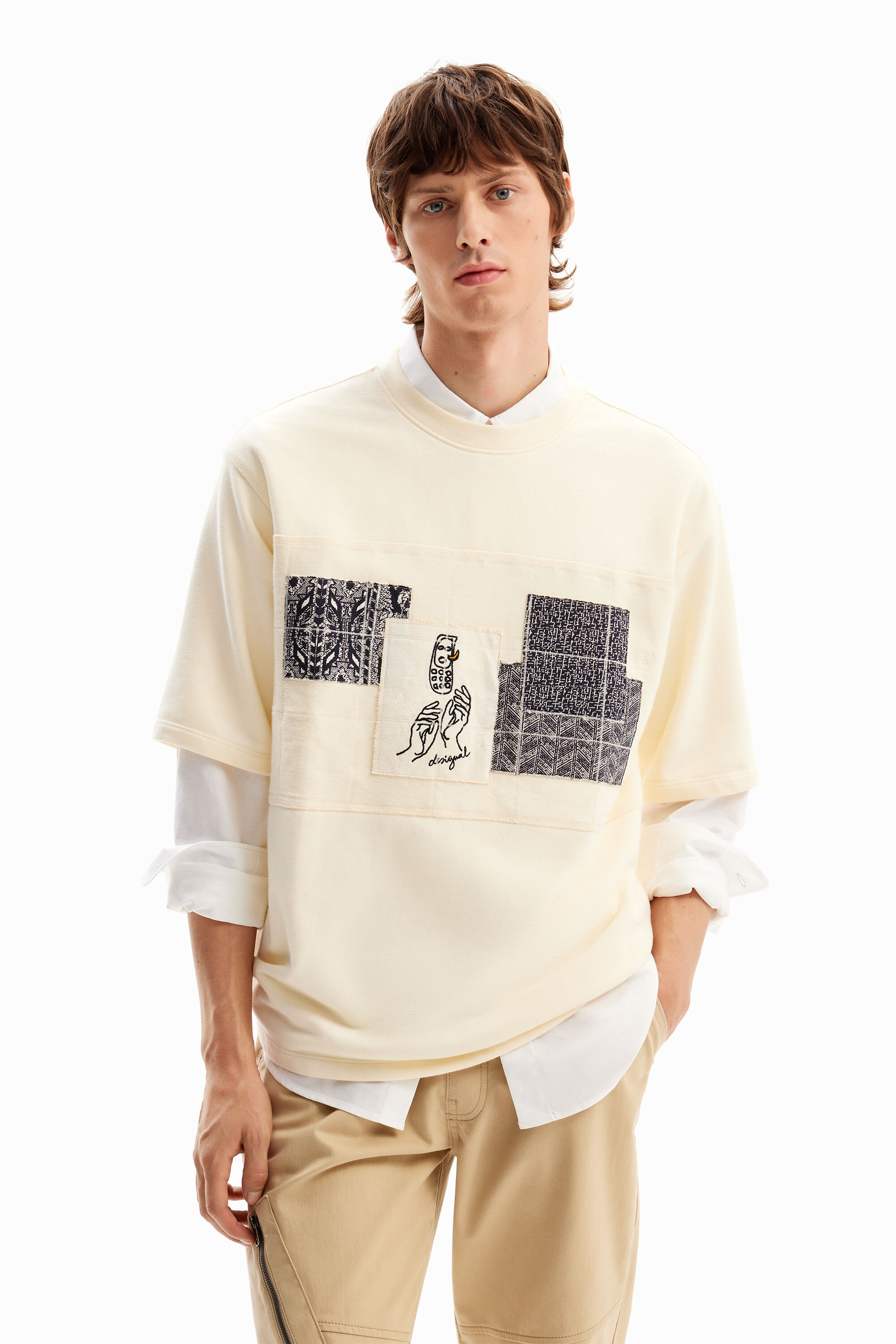 Camiseta patch bordados