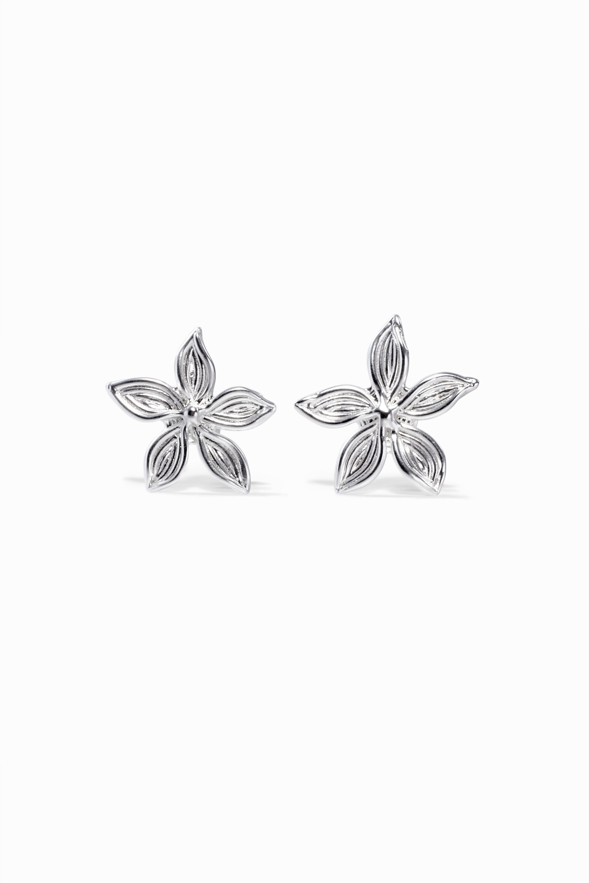 Pendientes flor ba&ntilde;o plata Zalio