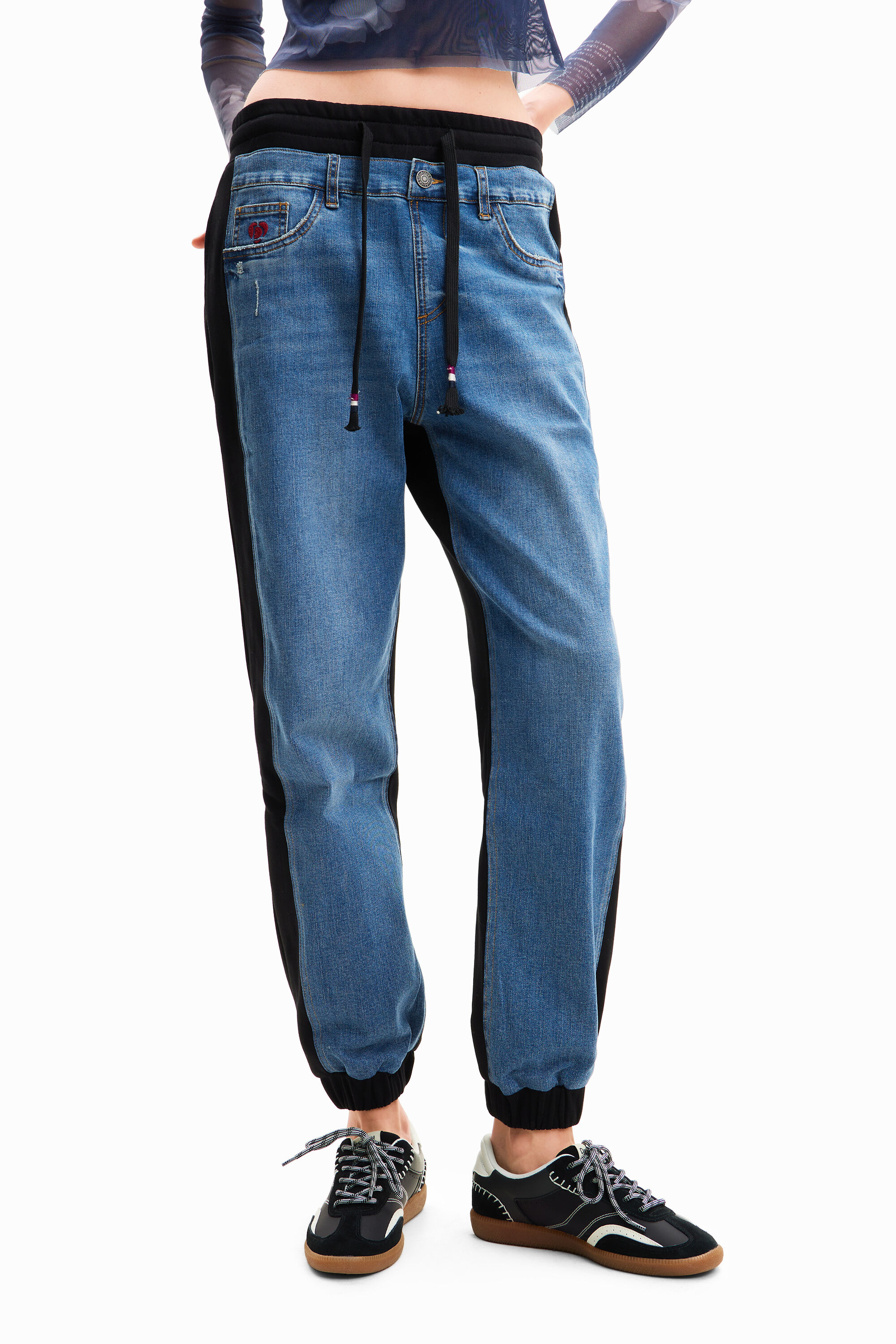 Vaqueros jogger contraste