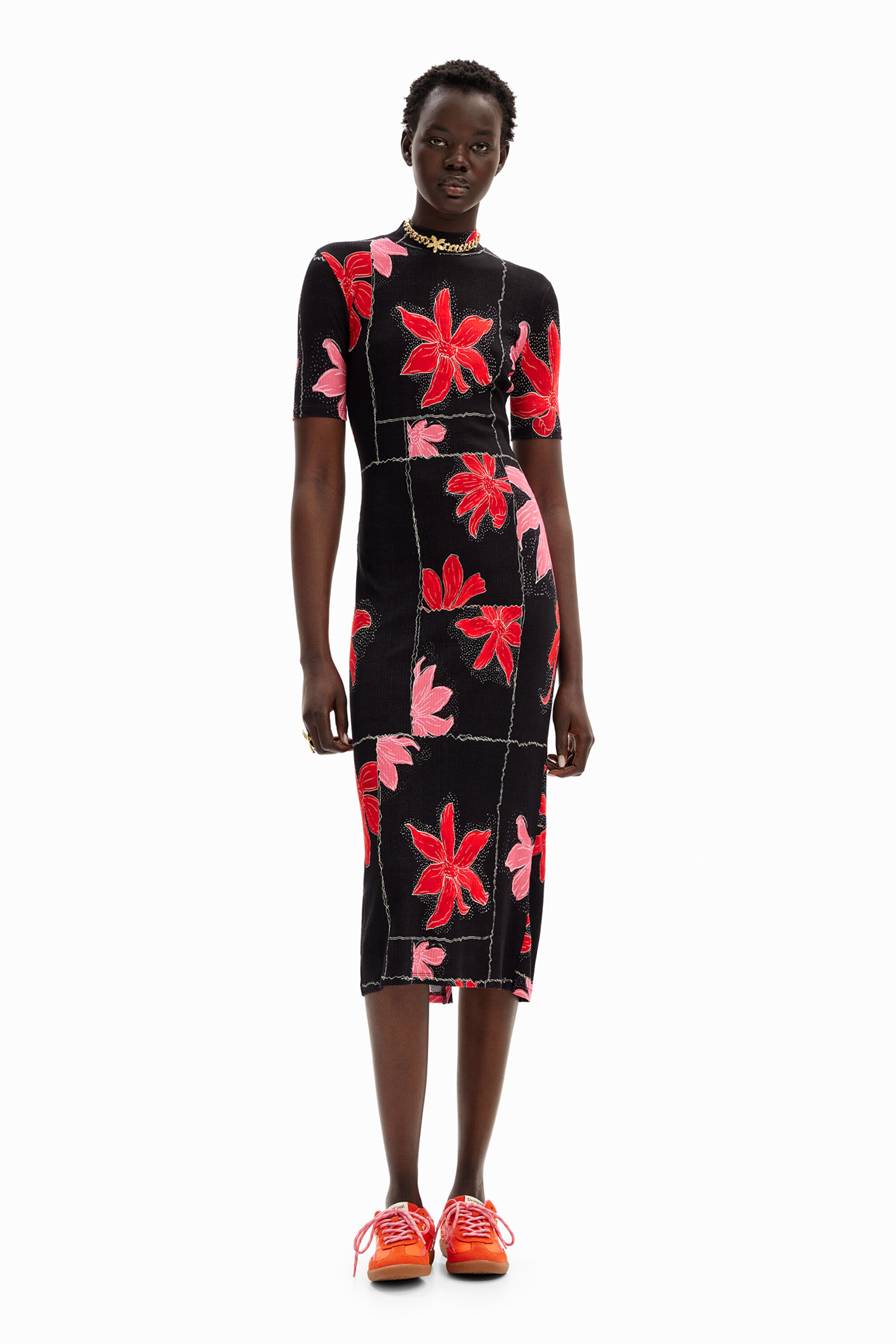 Vestido midi canal&eacute; flores