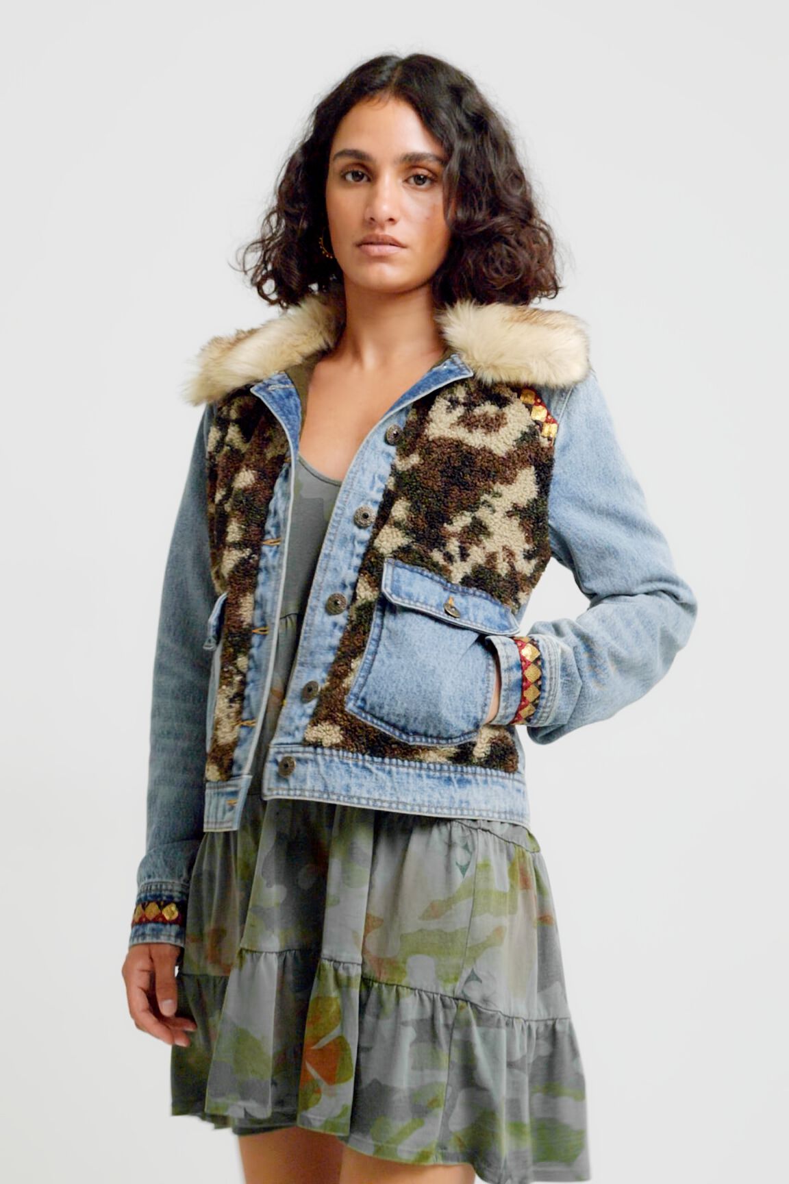 Chaqueta vaquera slim efecto pelo