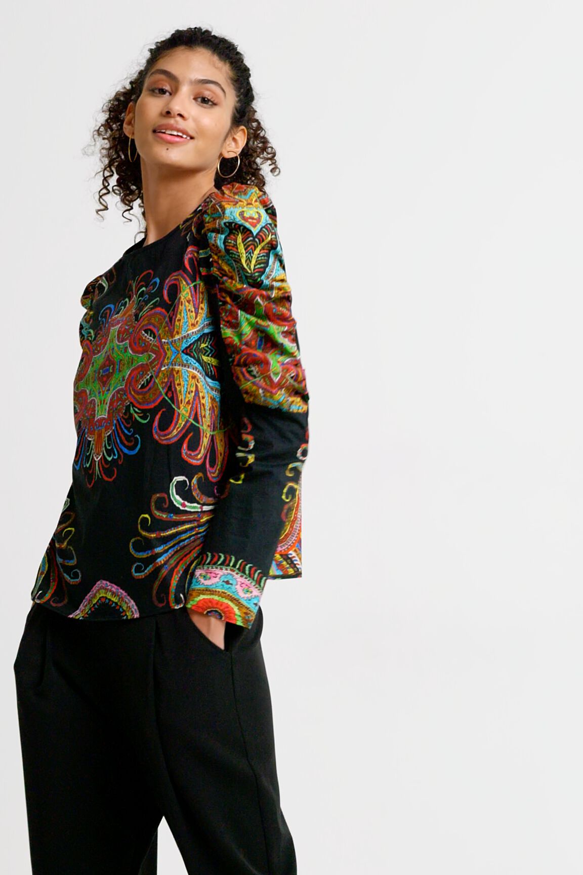Blusa mangas abullonadas
