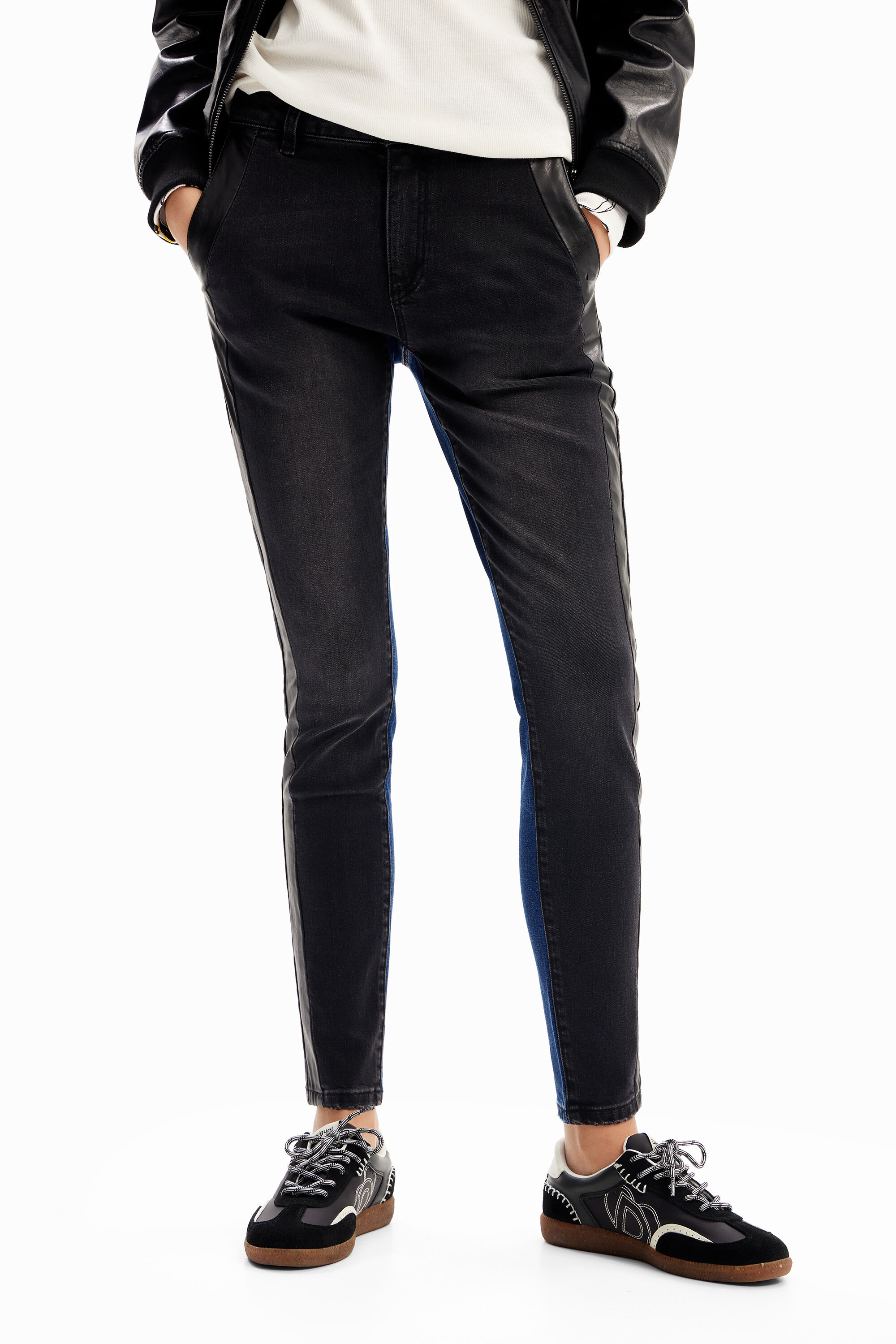 Vaqueros Slim contraste