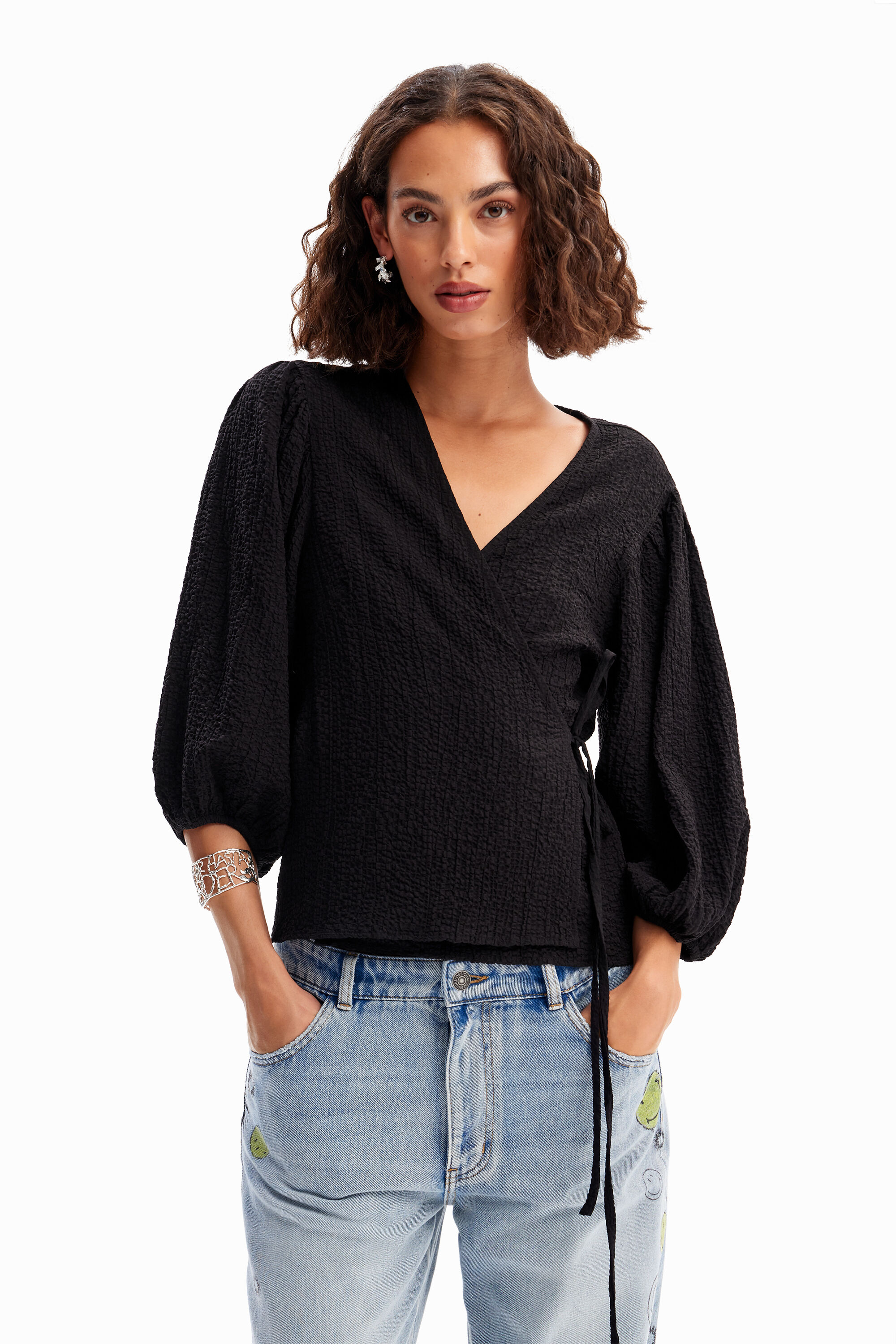 Blusa cruzada textura