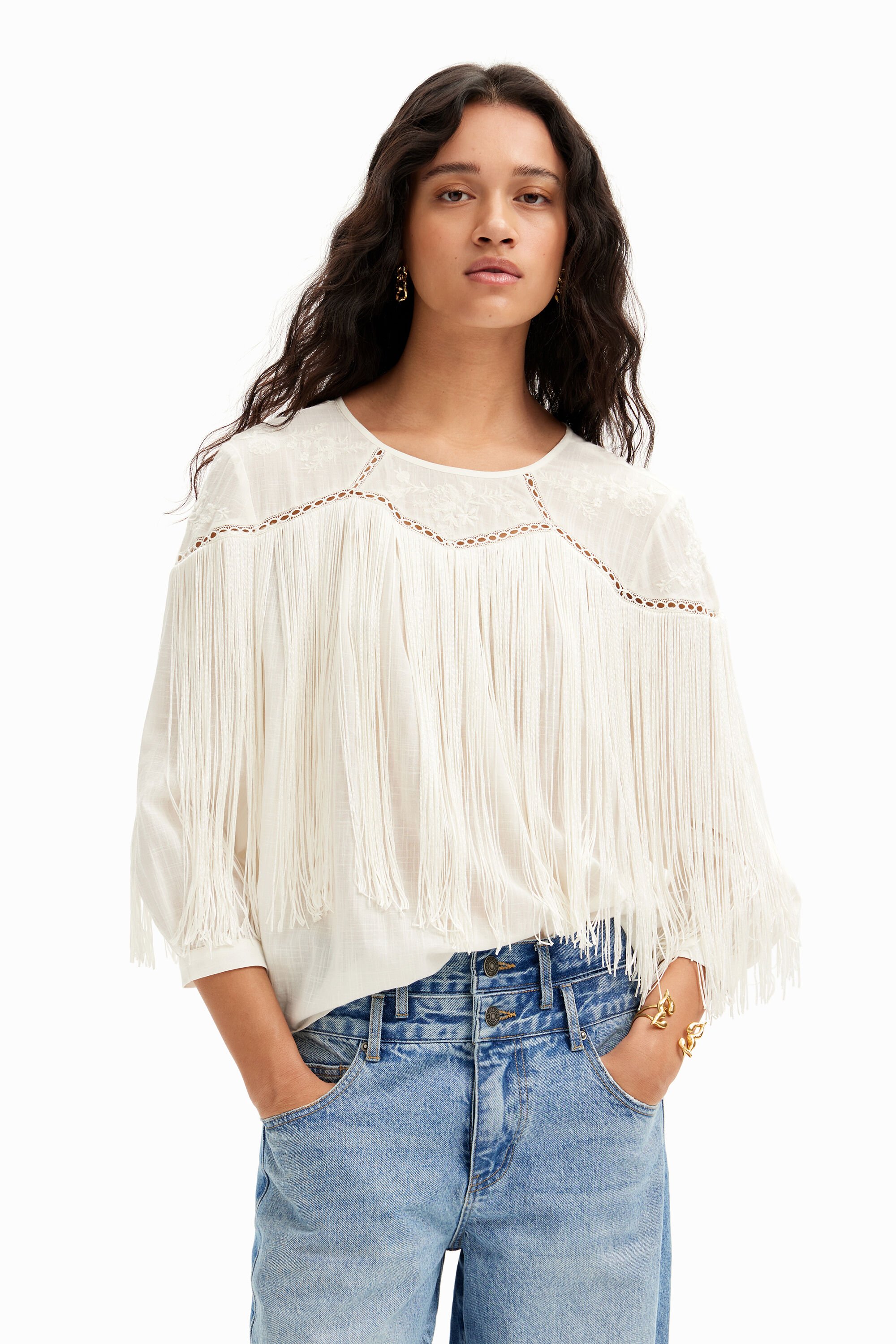 Blusa bordada flecos