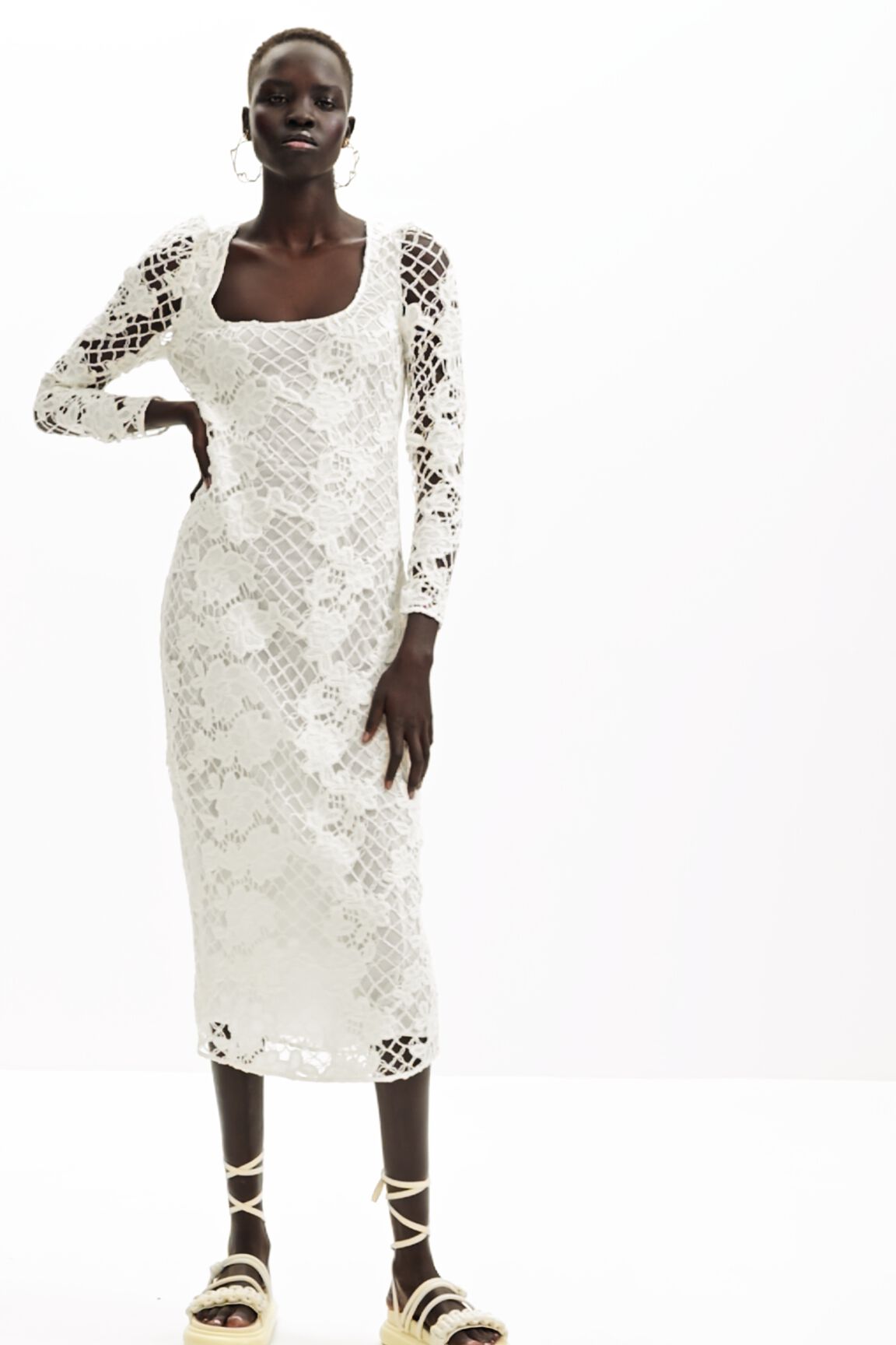 Vestido midi encaje