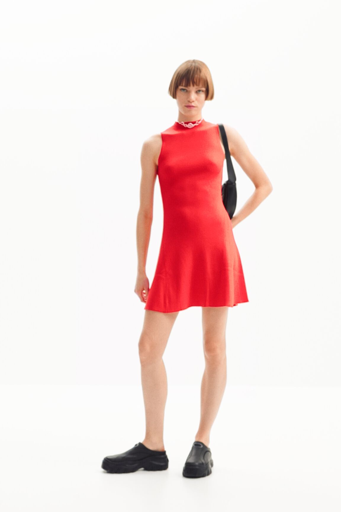 Vestido corto skater canal&eacute;