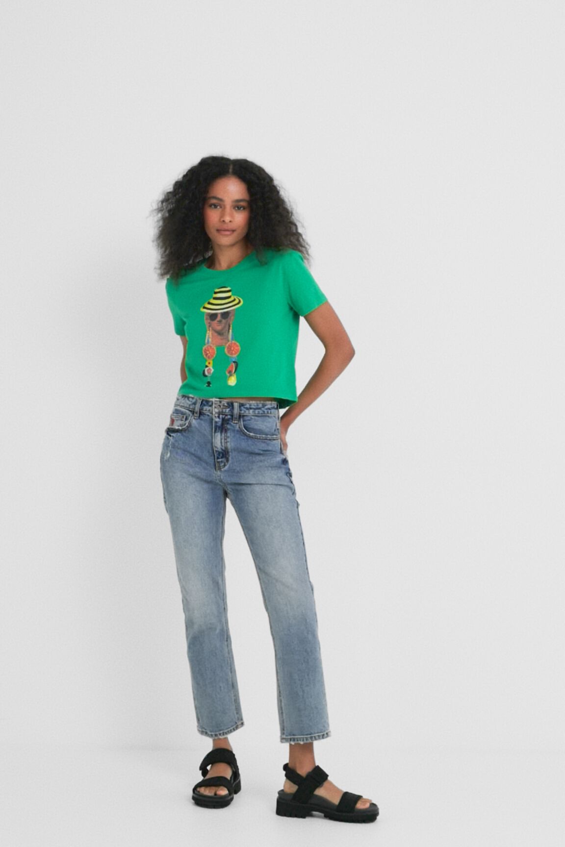 Camiseta cropped arty