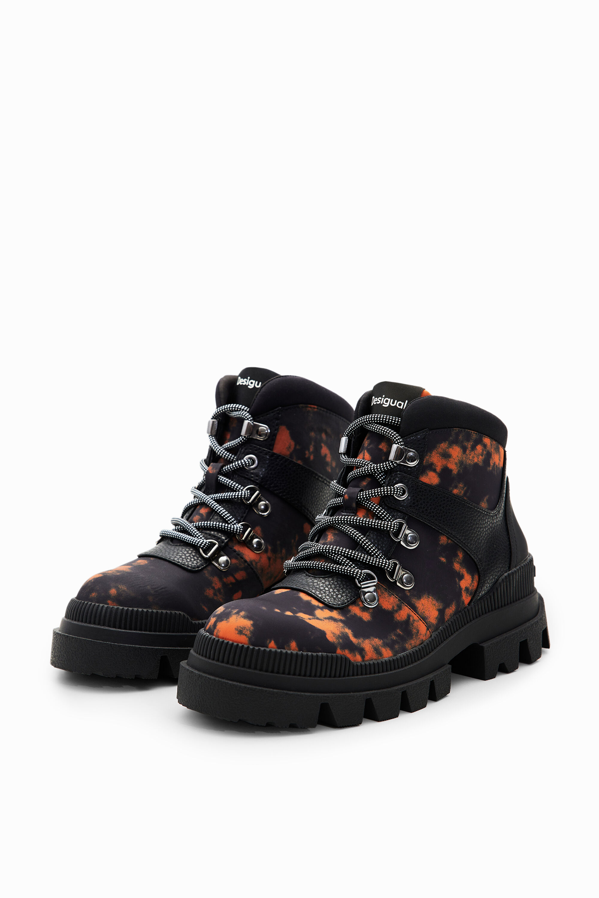 Botas trekking estampadas