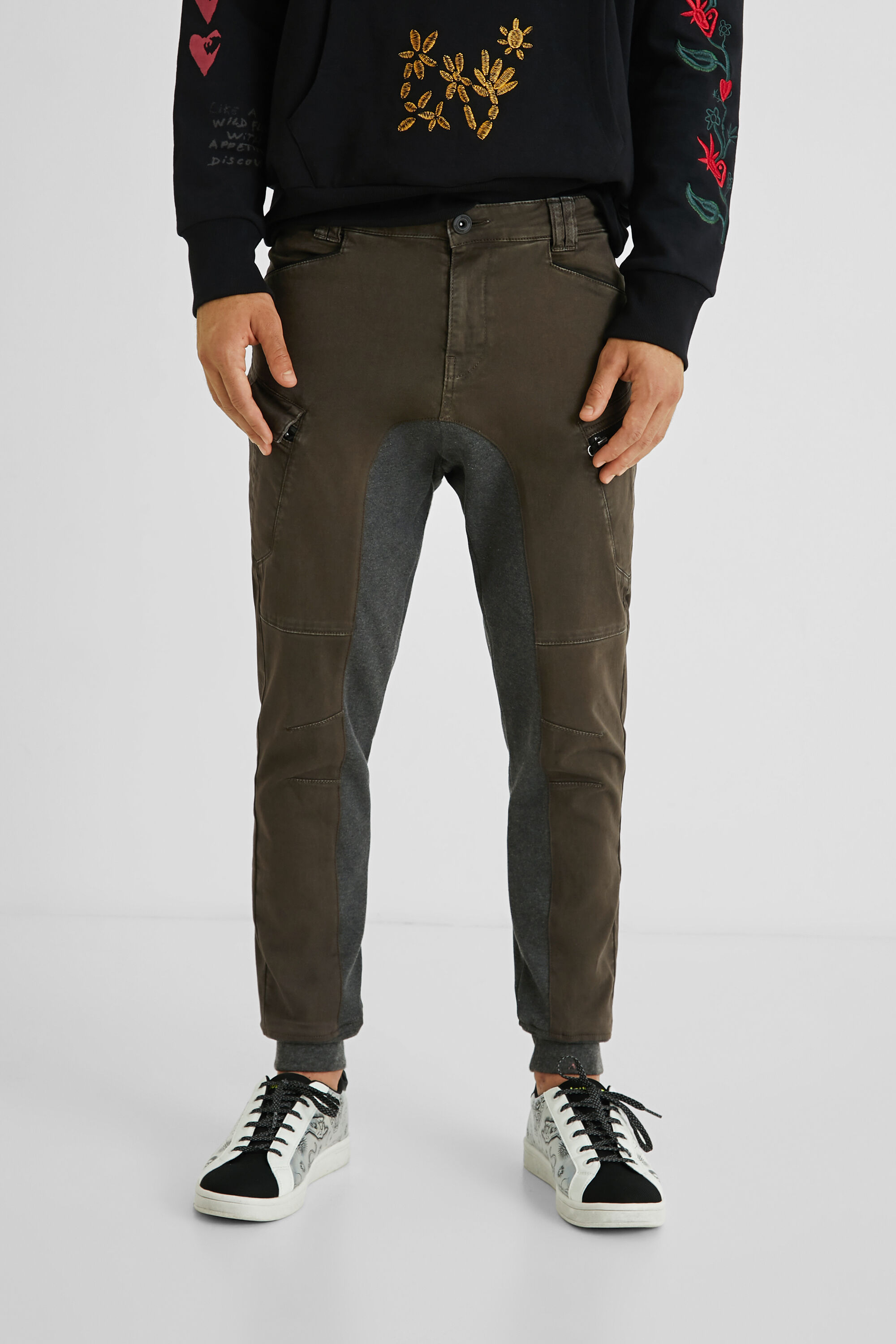 Pantal&oacute;n jogger cargo h&iacute;brido
