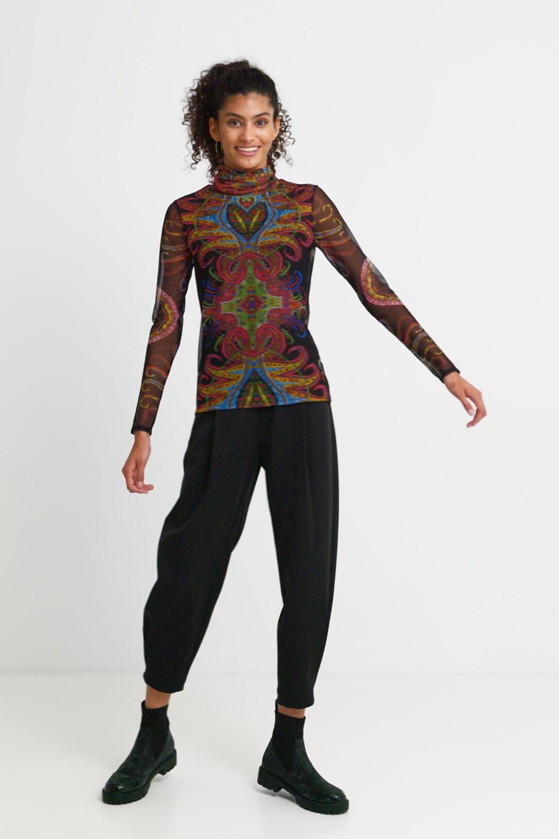 Camiseta slim tul