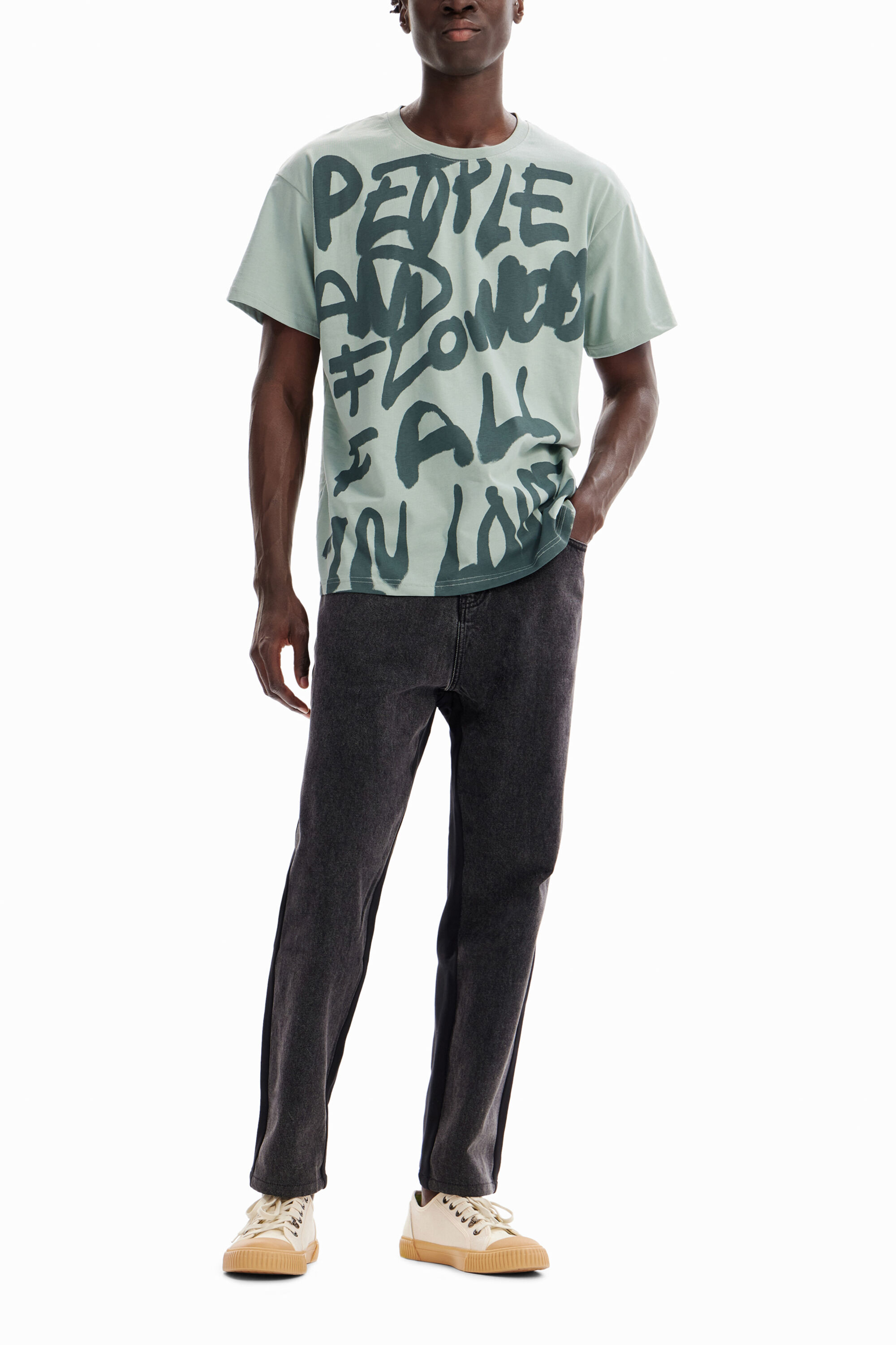 Camiseta oversize mensaje
