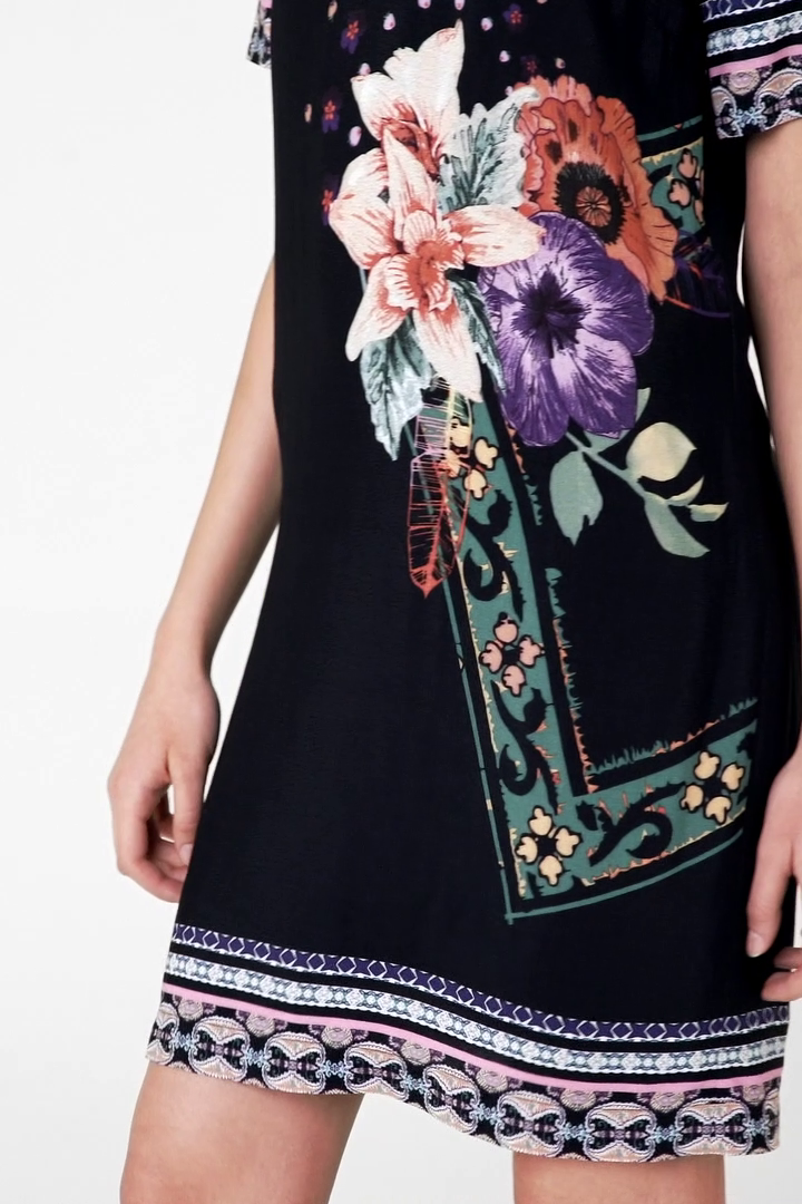 Vestido inspiraci&oacute;n n&oacute;rdica Barta