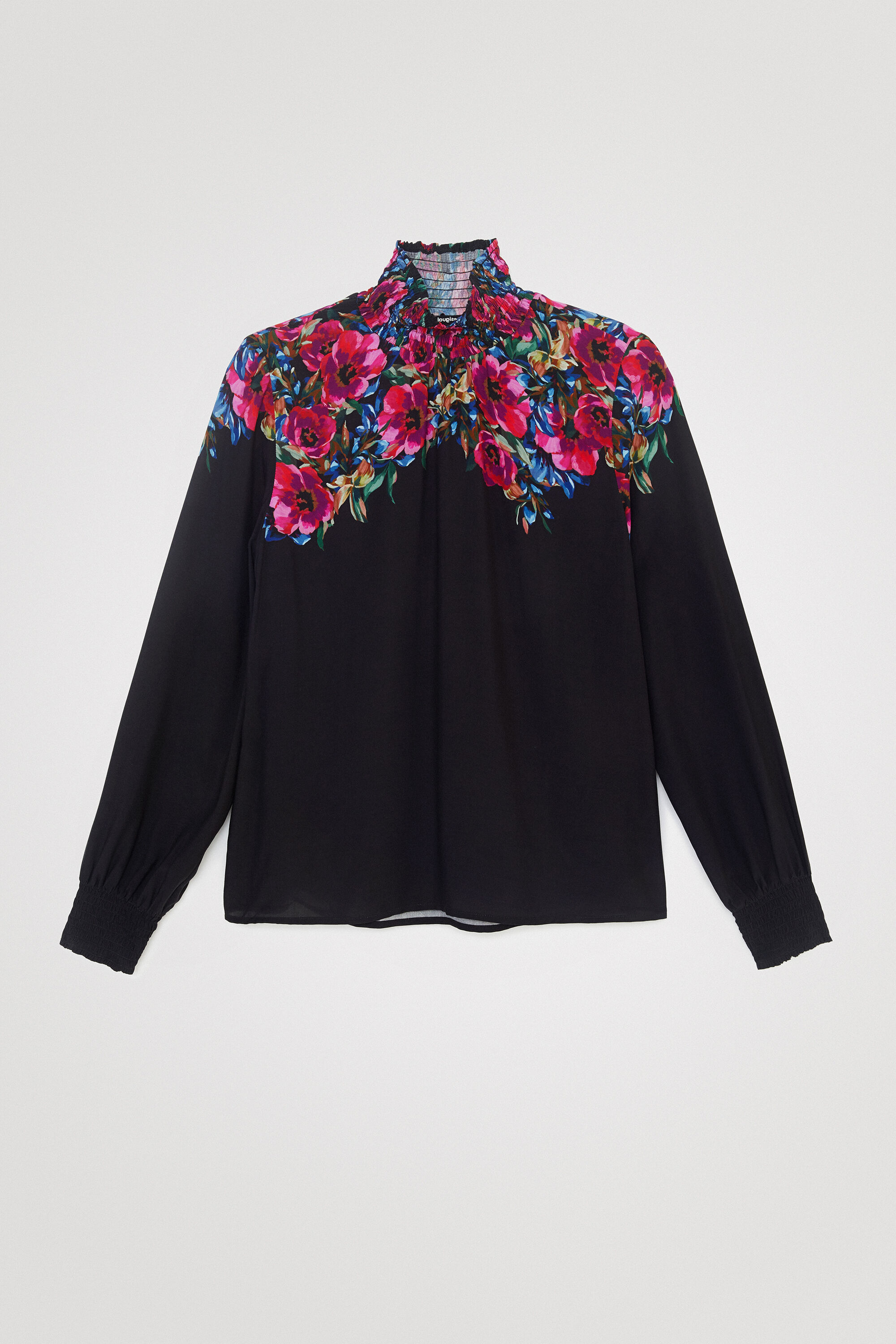Blusa loose canes&uacute; floral