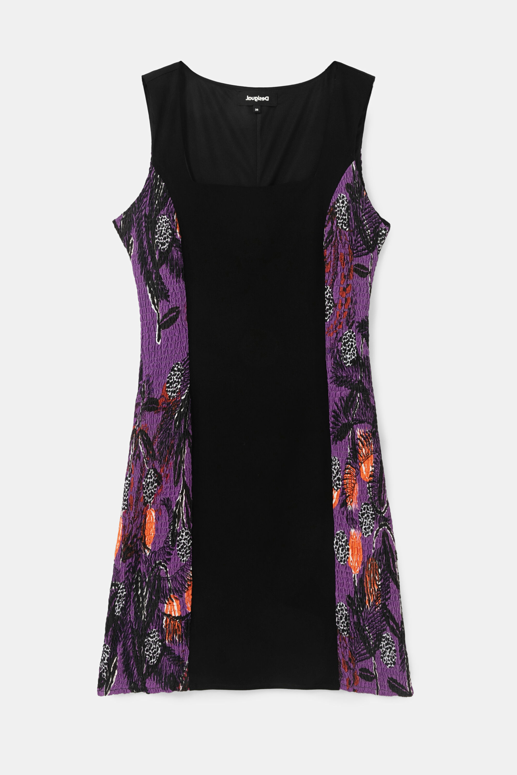 Vestido slim fruncidos laterales