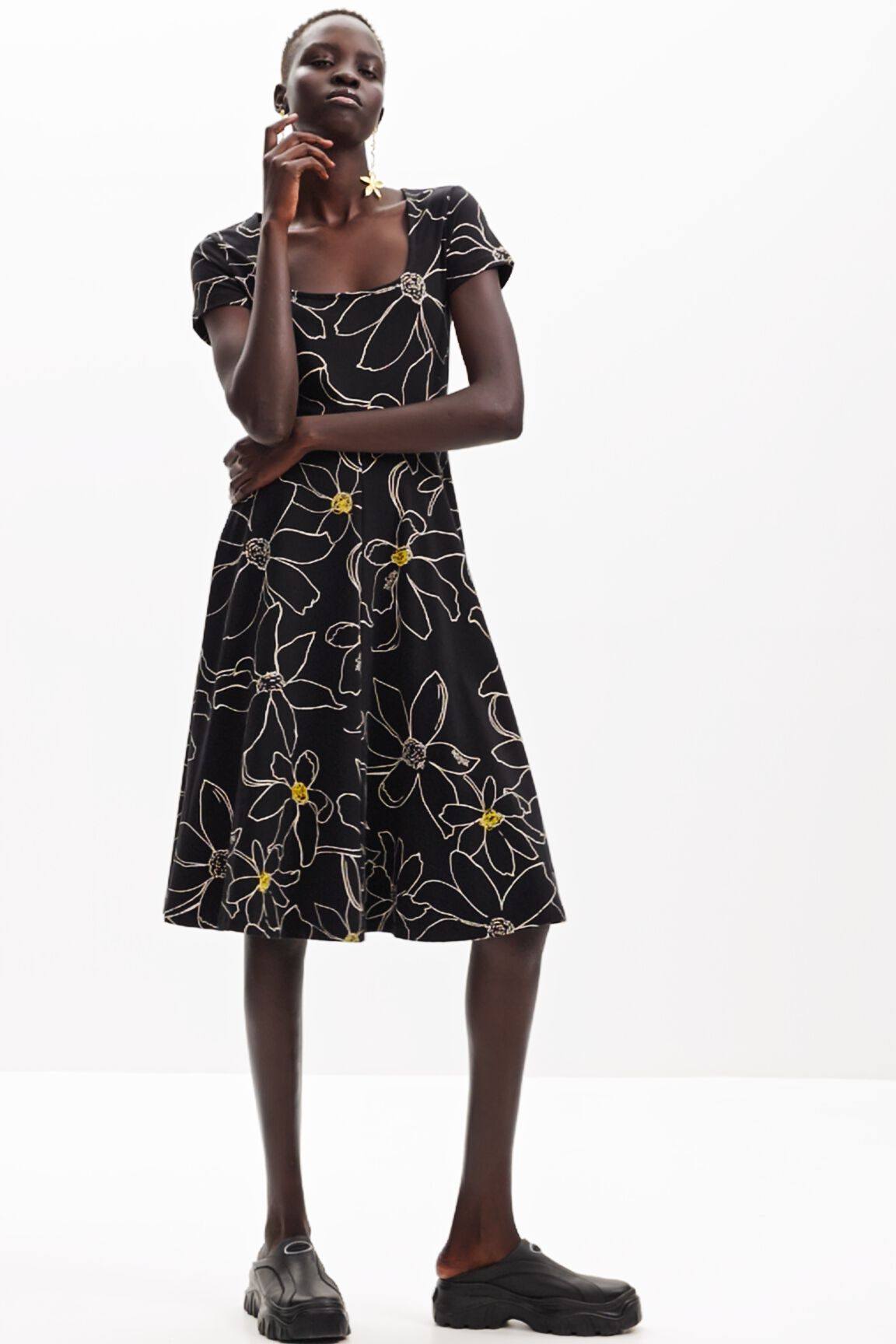 Vestido flores arty