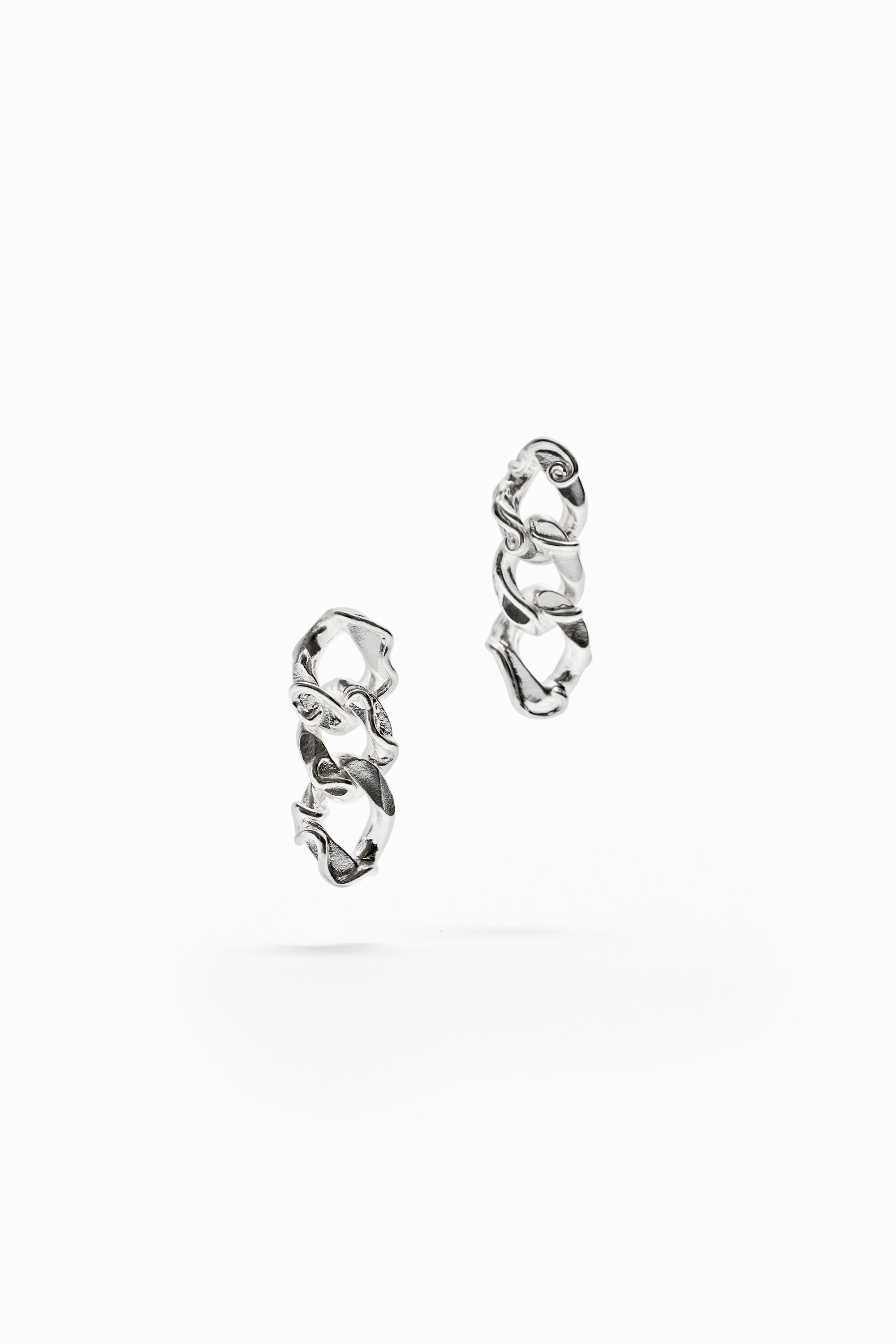 Pendientes cadenas ba&ntilde;o plata Zalio