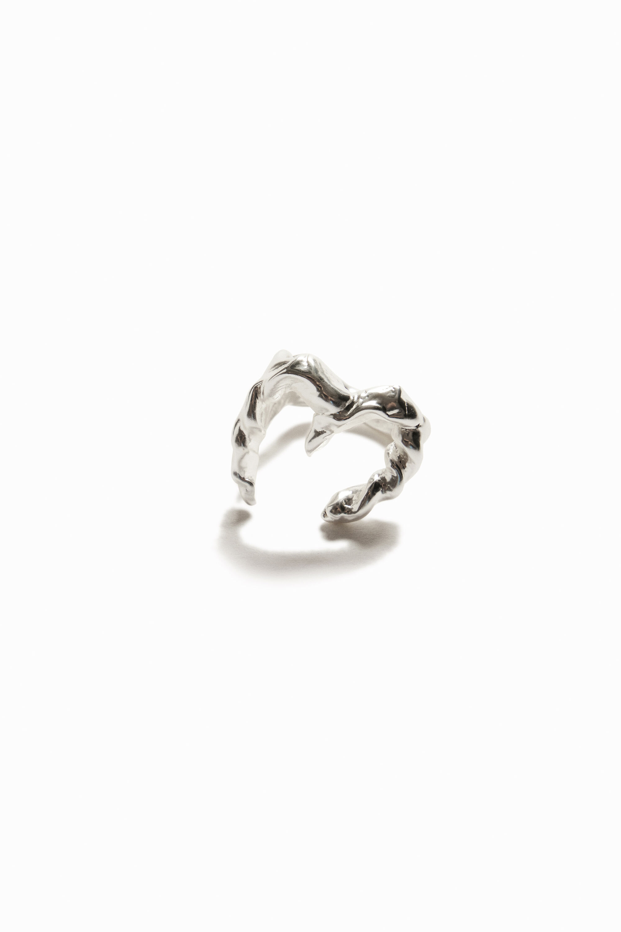 Anillo letra M ba&ntilde;o plata Zalio
