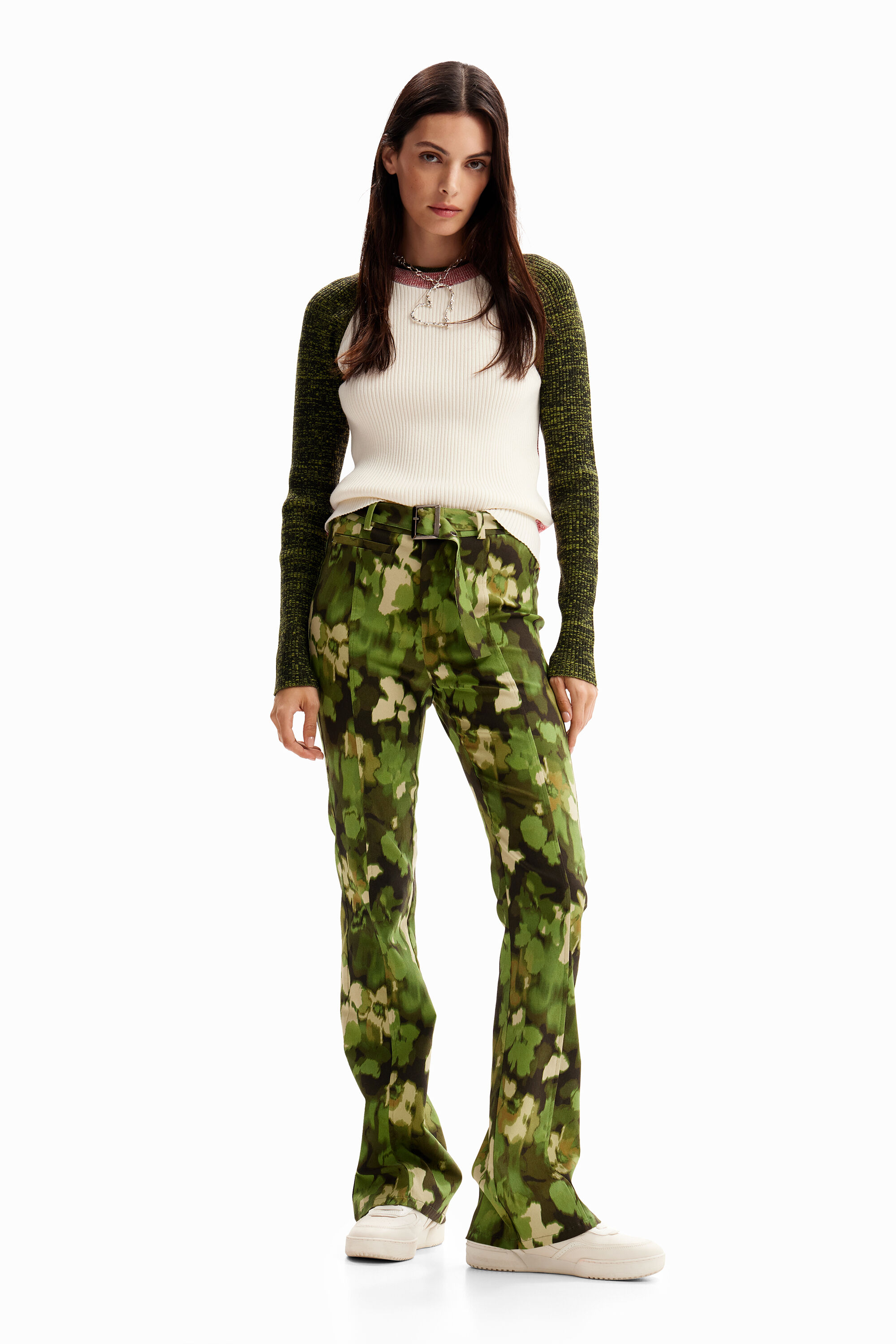 Pantal&oacute;n Flare camo
