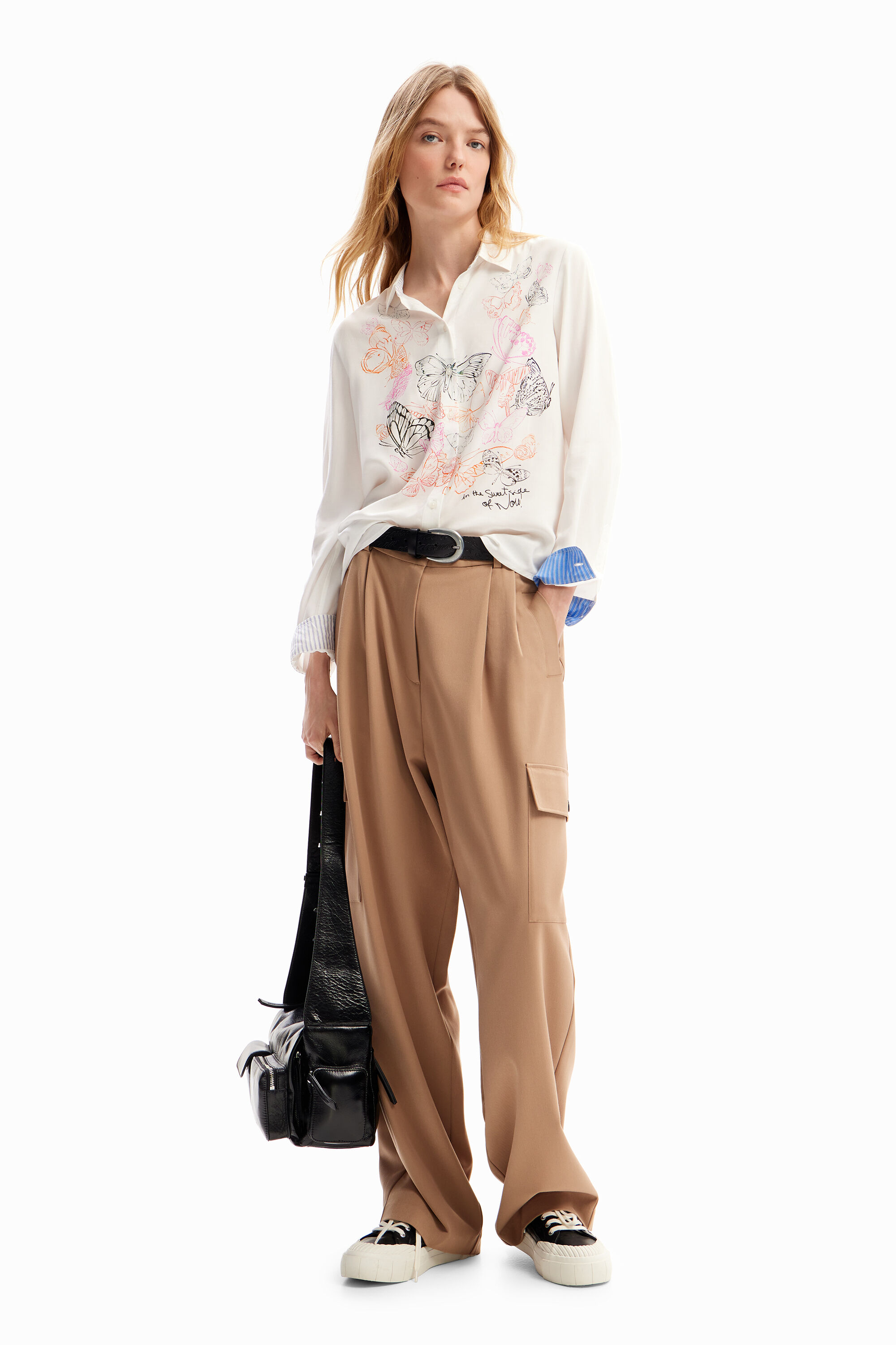 Camisa ligera mariposas