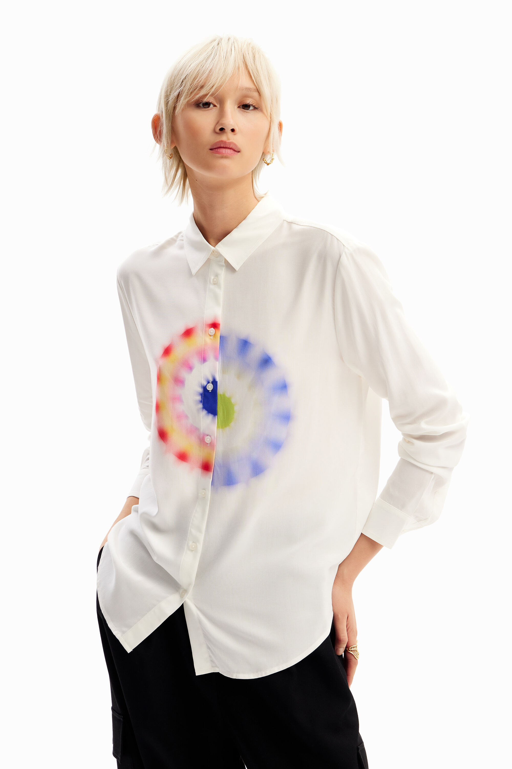 Camisa geom&eacute;trica viscosa