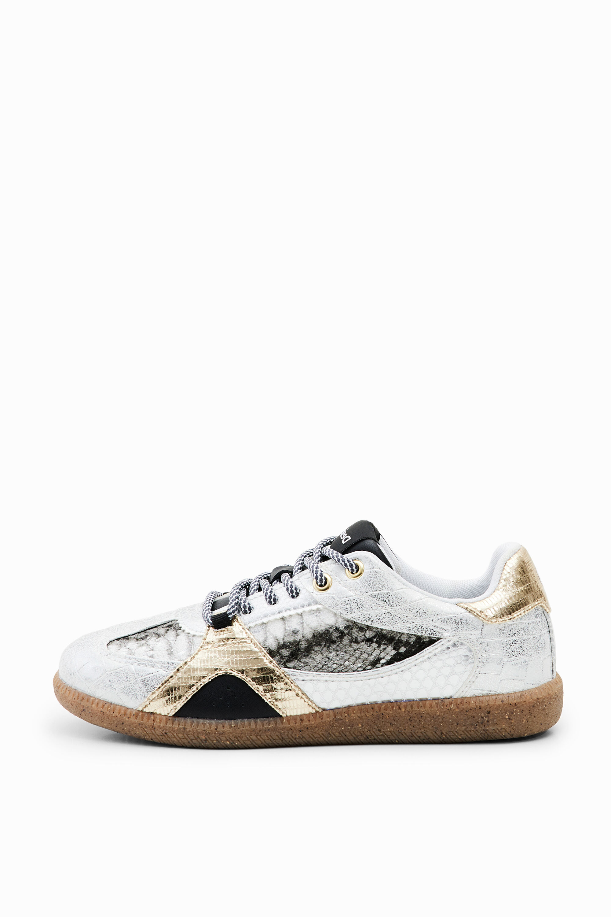 Sneakers retro patch metalizados