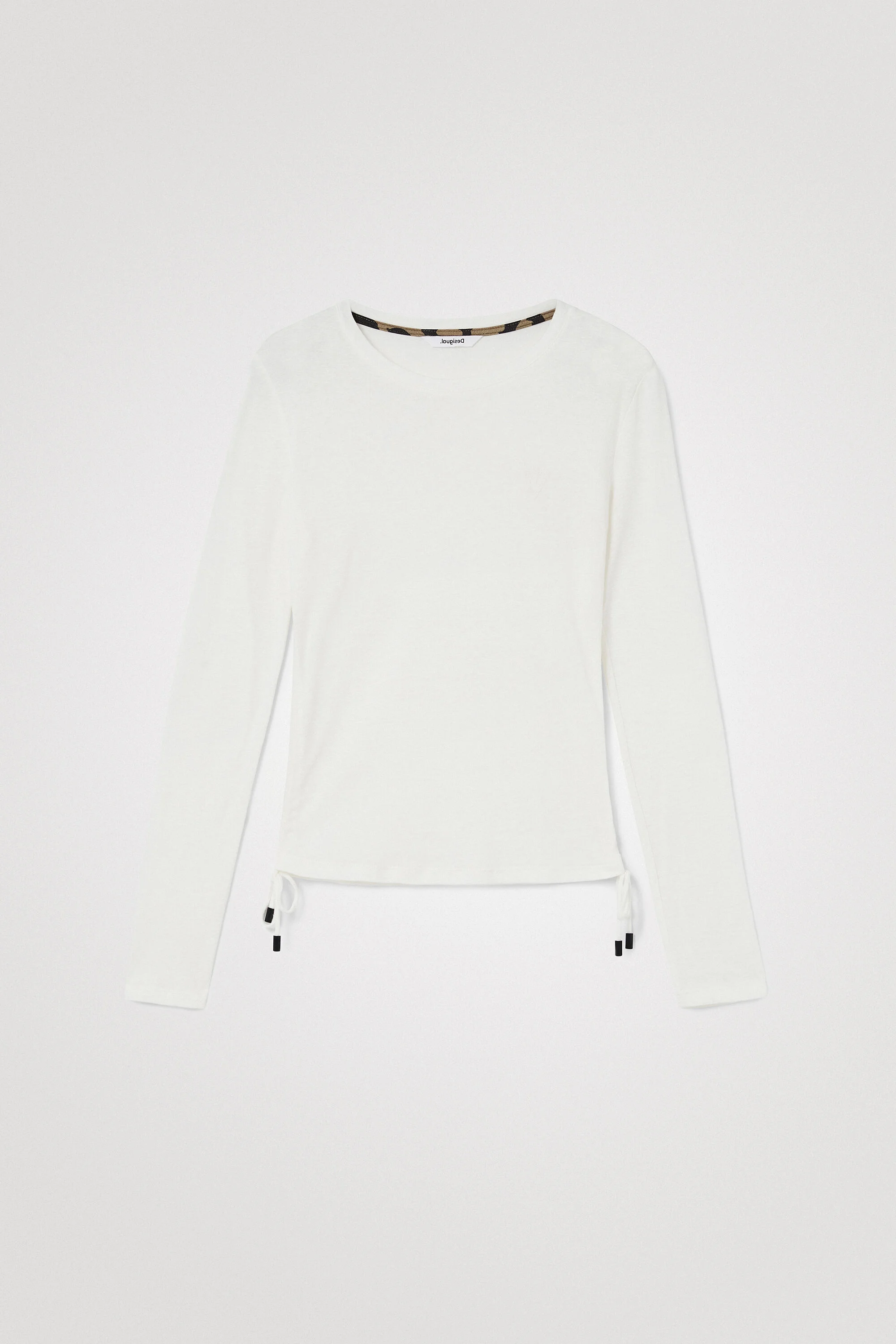 Camiseta slim fruncible