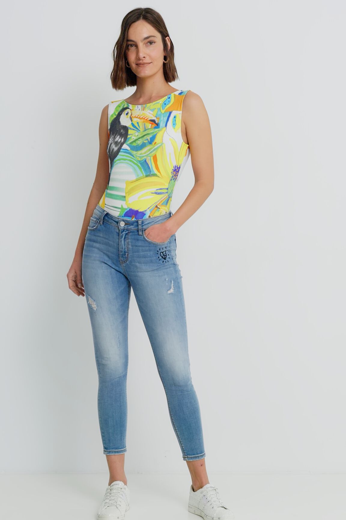 Body slim tropical