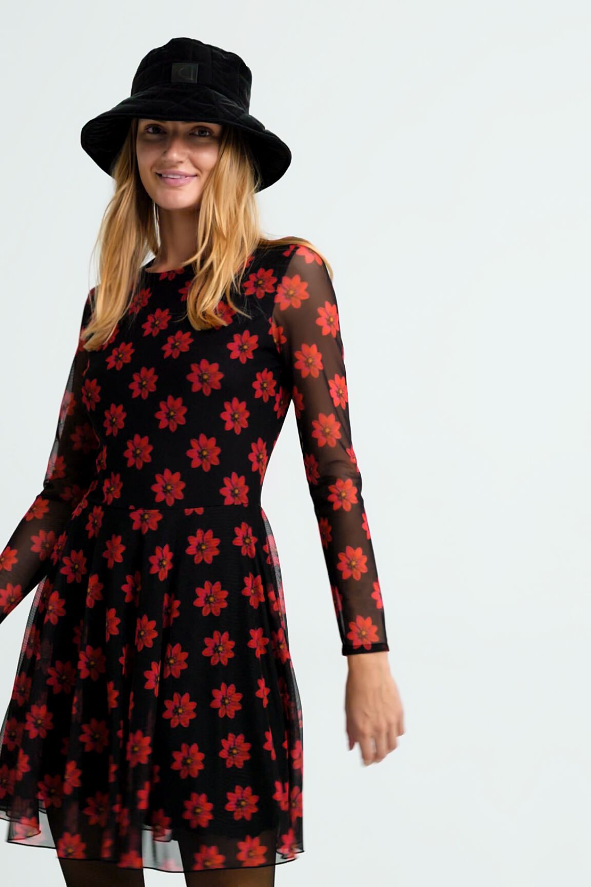 Vestido corto flores