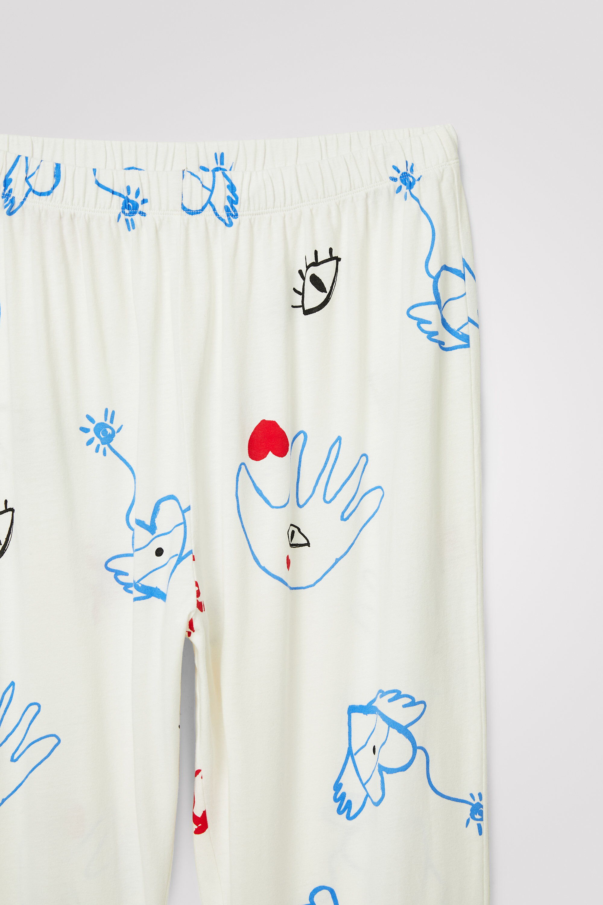 Pantal&oacute;n pijama corazones