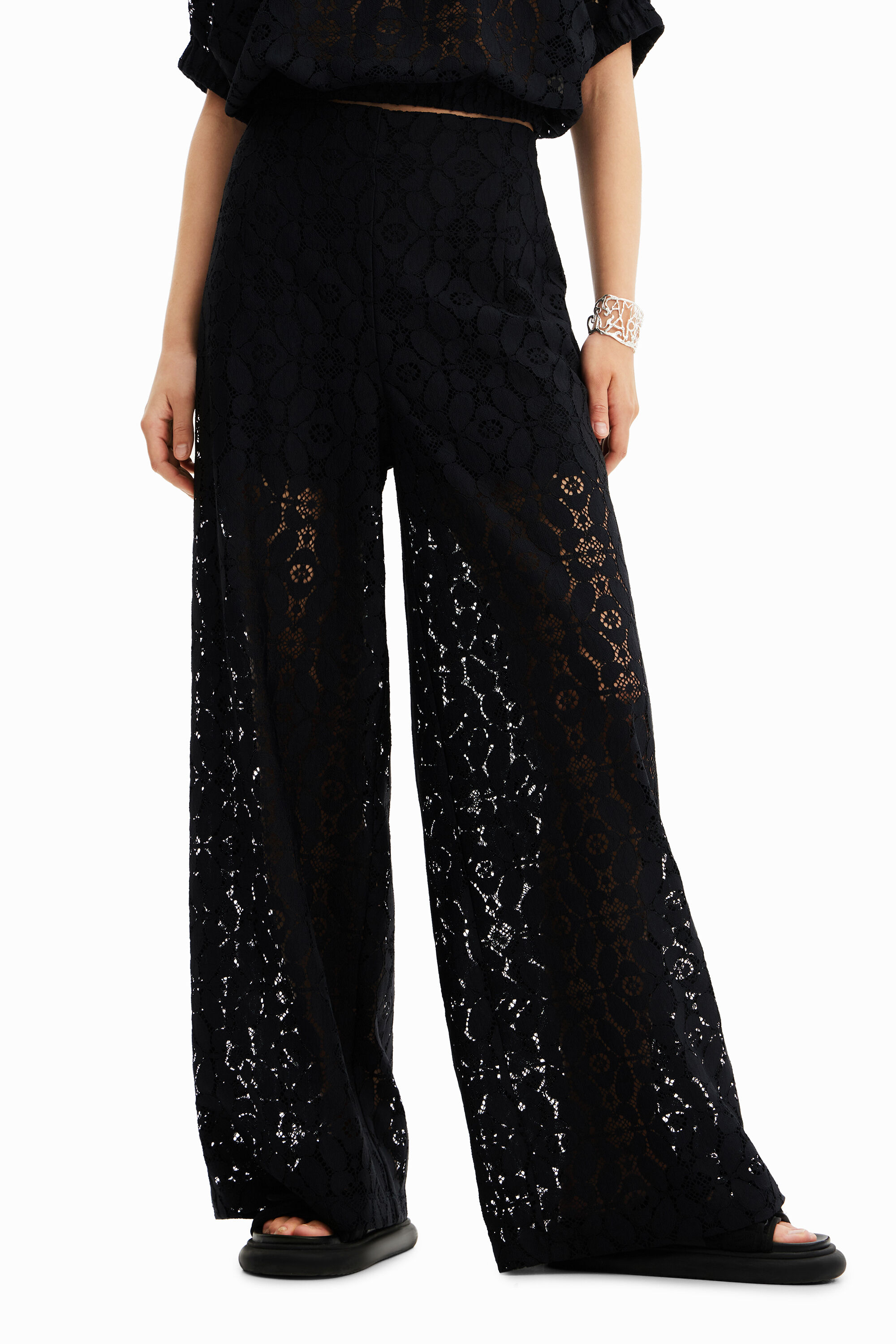 Pantal&oacute;n encaje transparencias