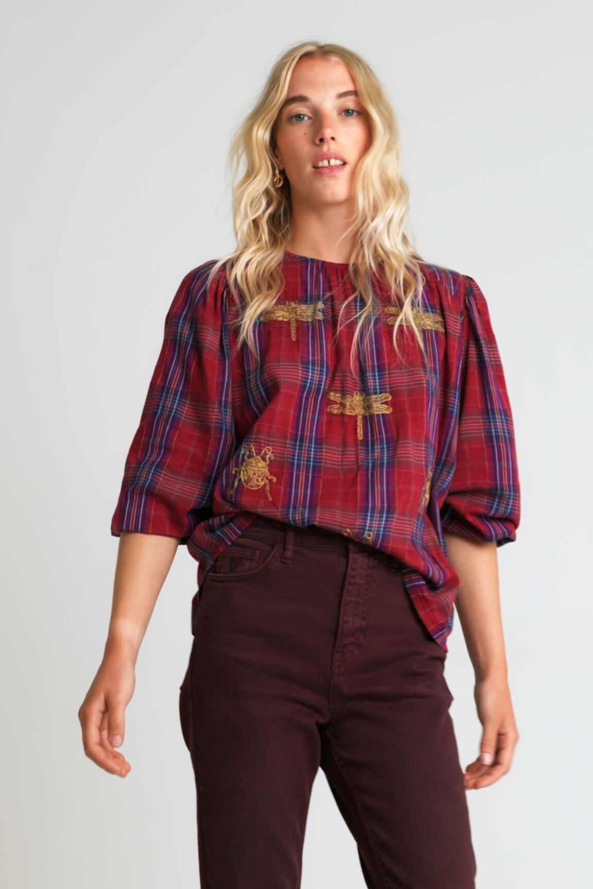 Pantal&oacute;n straight tobillero