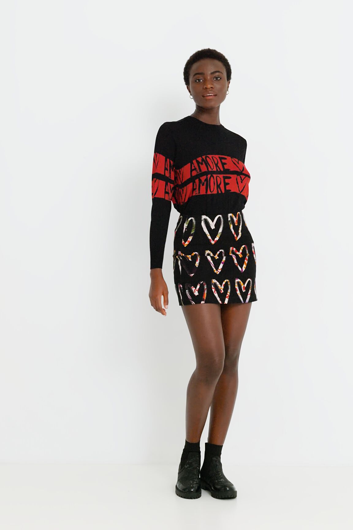 Minifalda algod&oacute;n estampado corazones