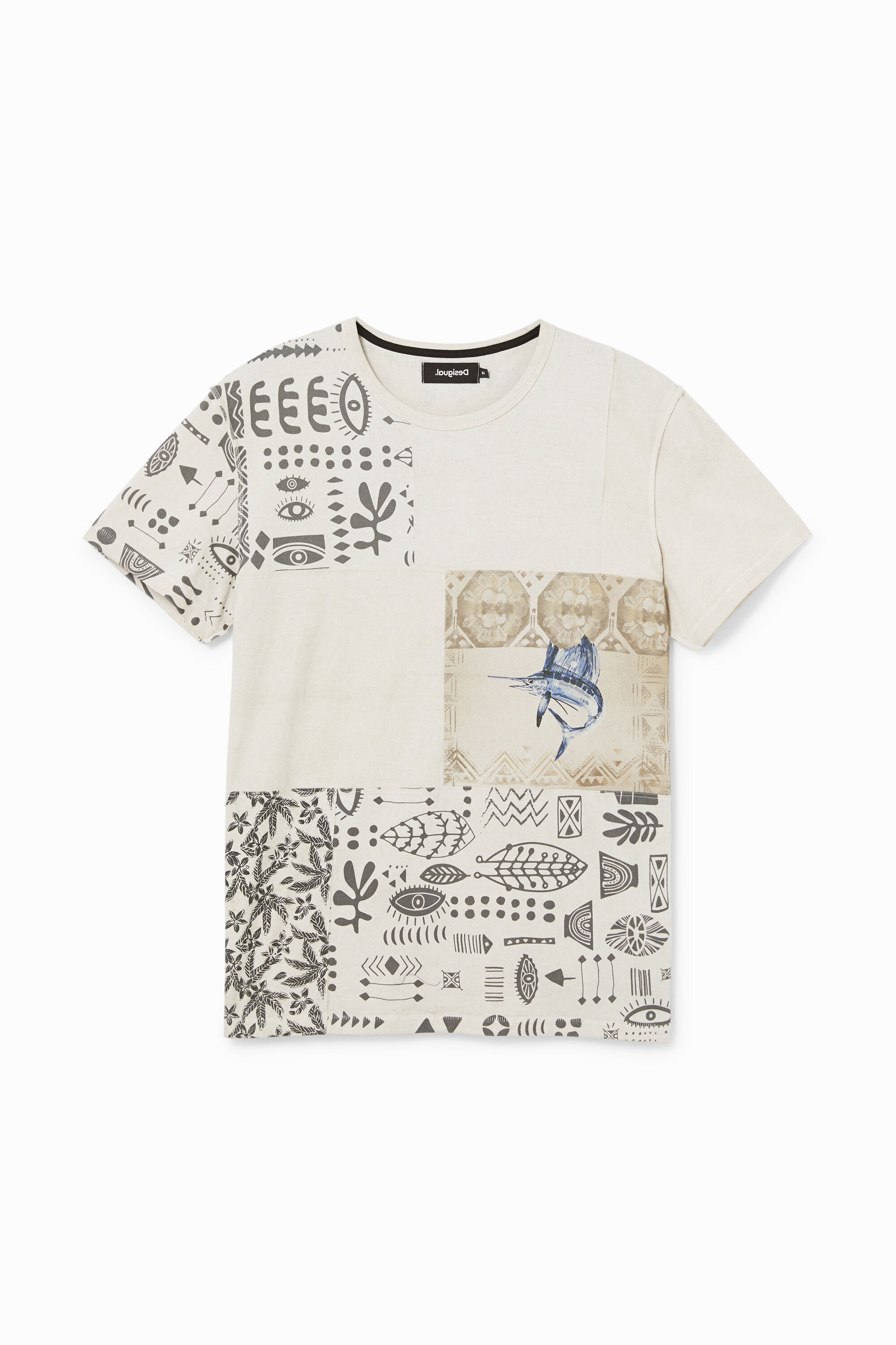 Camiseta patch &eacute;tnico