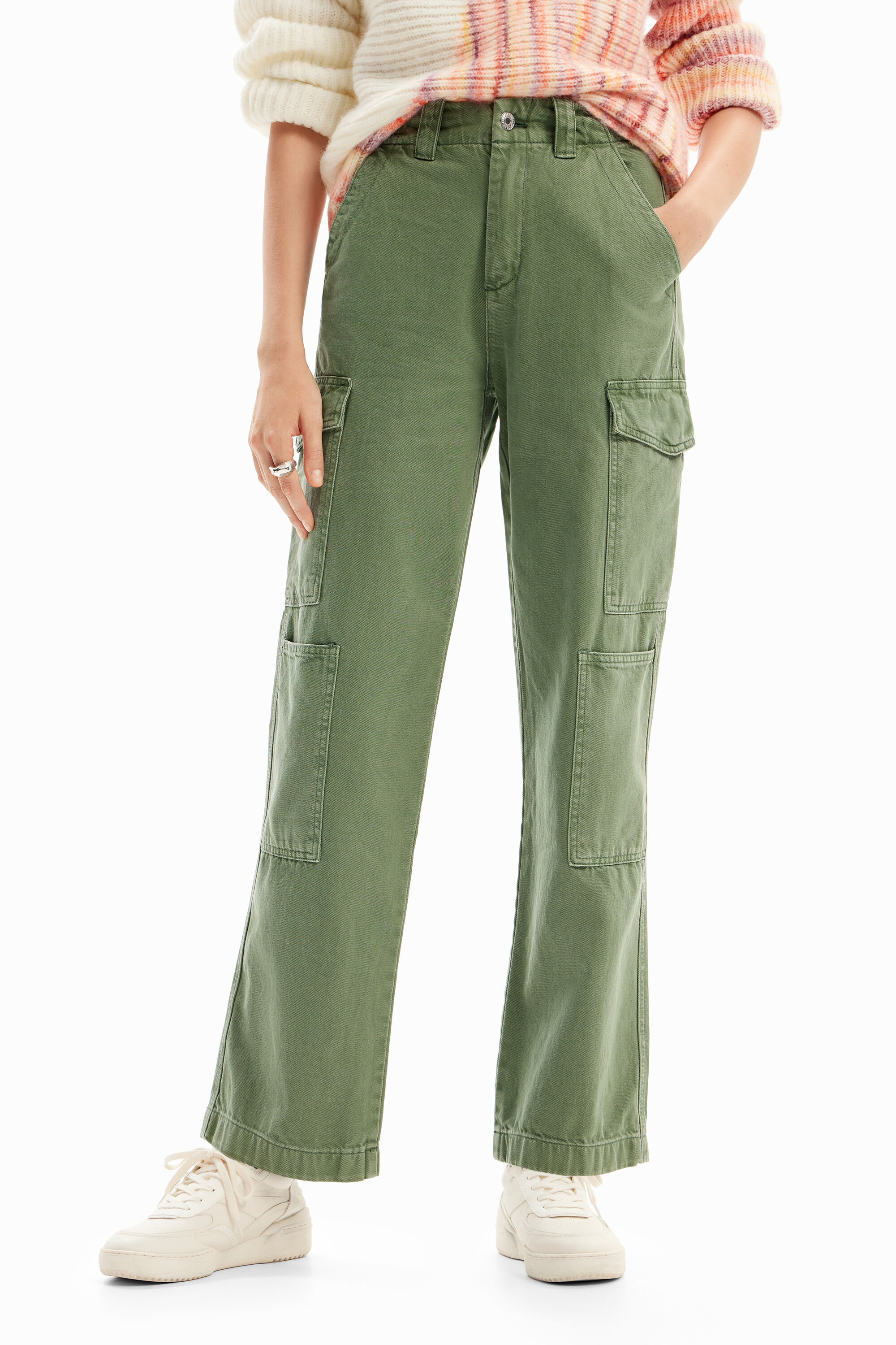 Pantal&oacute;n largo cargo