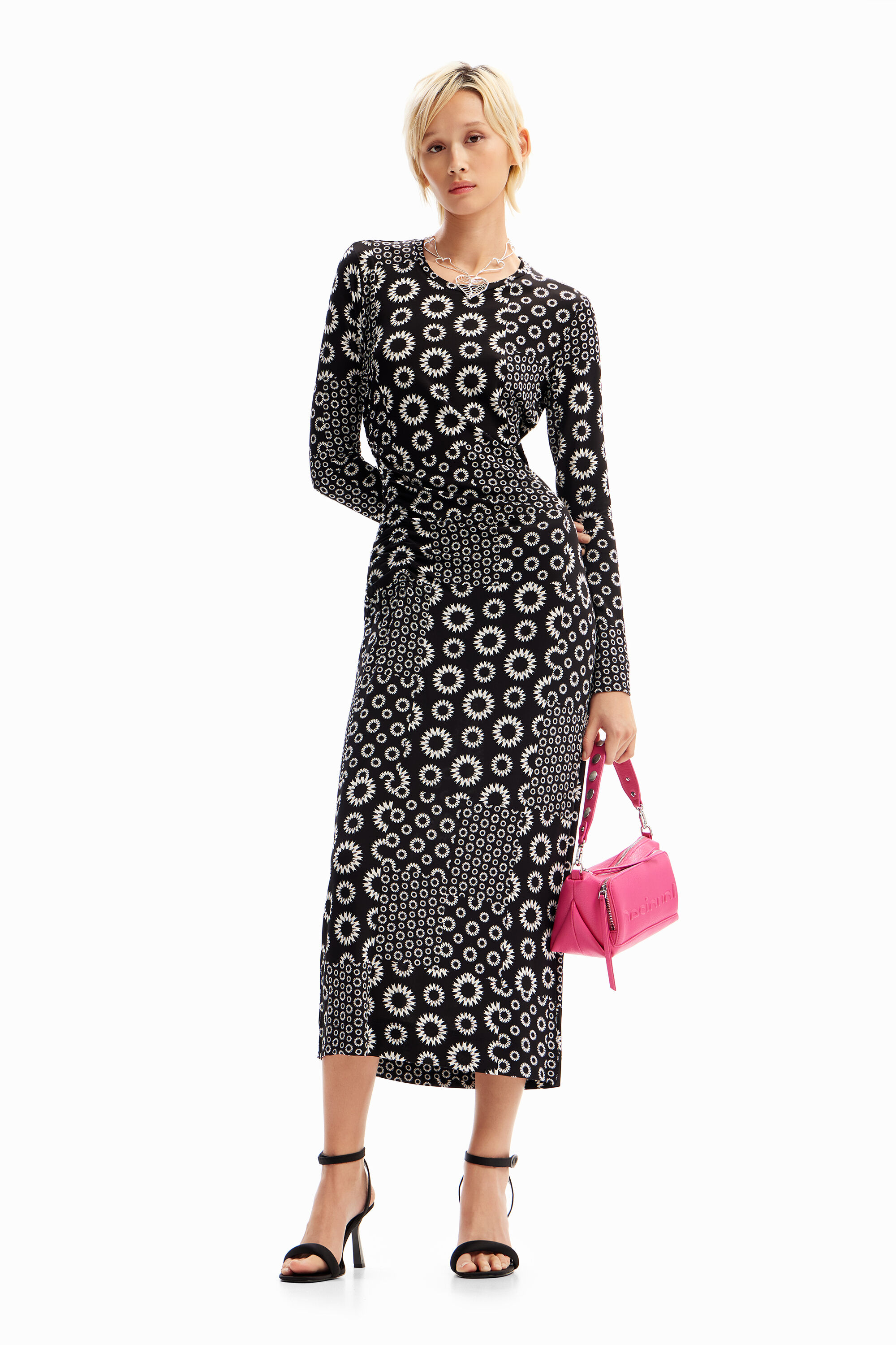 Vestido midi slim patch