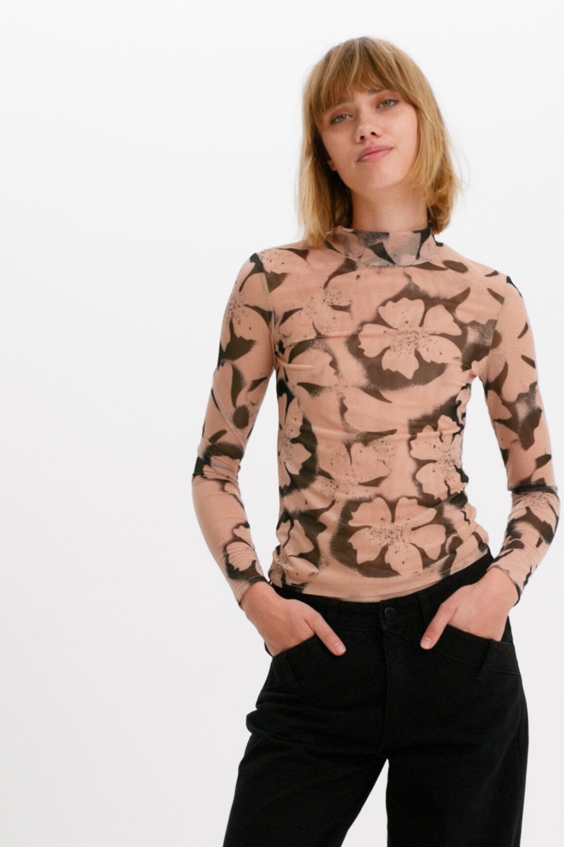 Camiseta tul arty