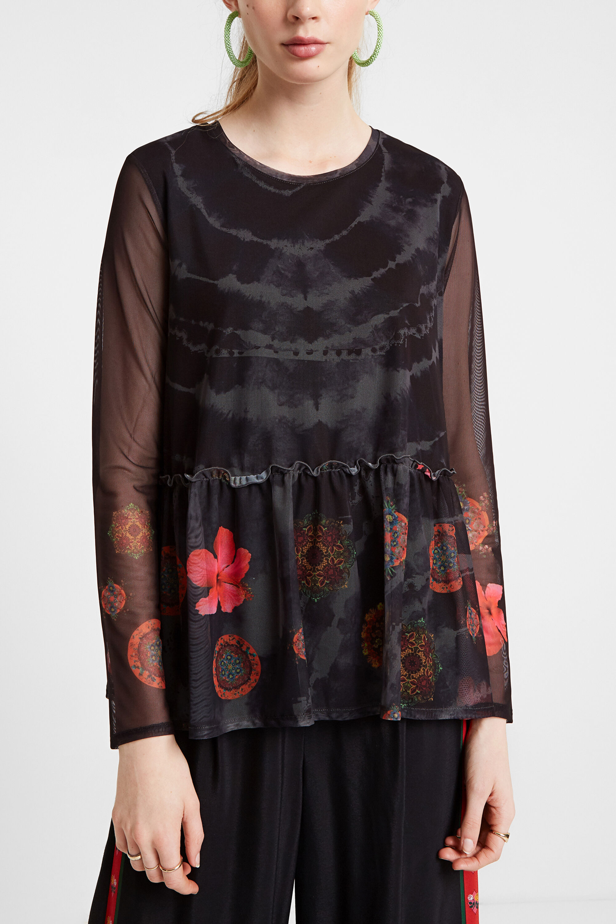 Camiseta floral transparencias