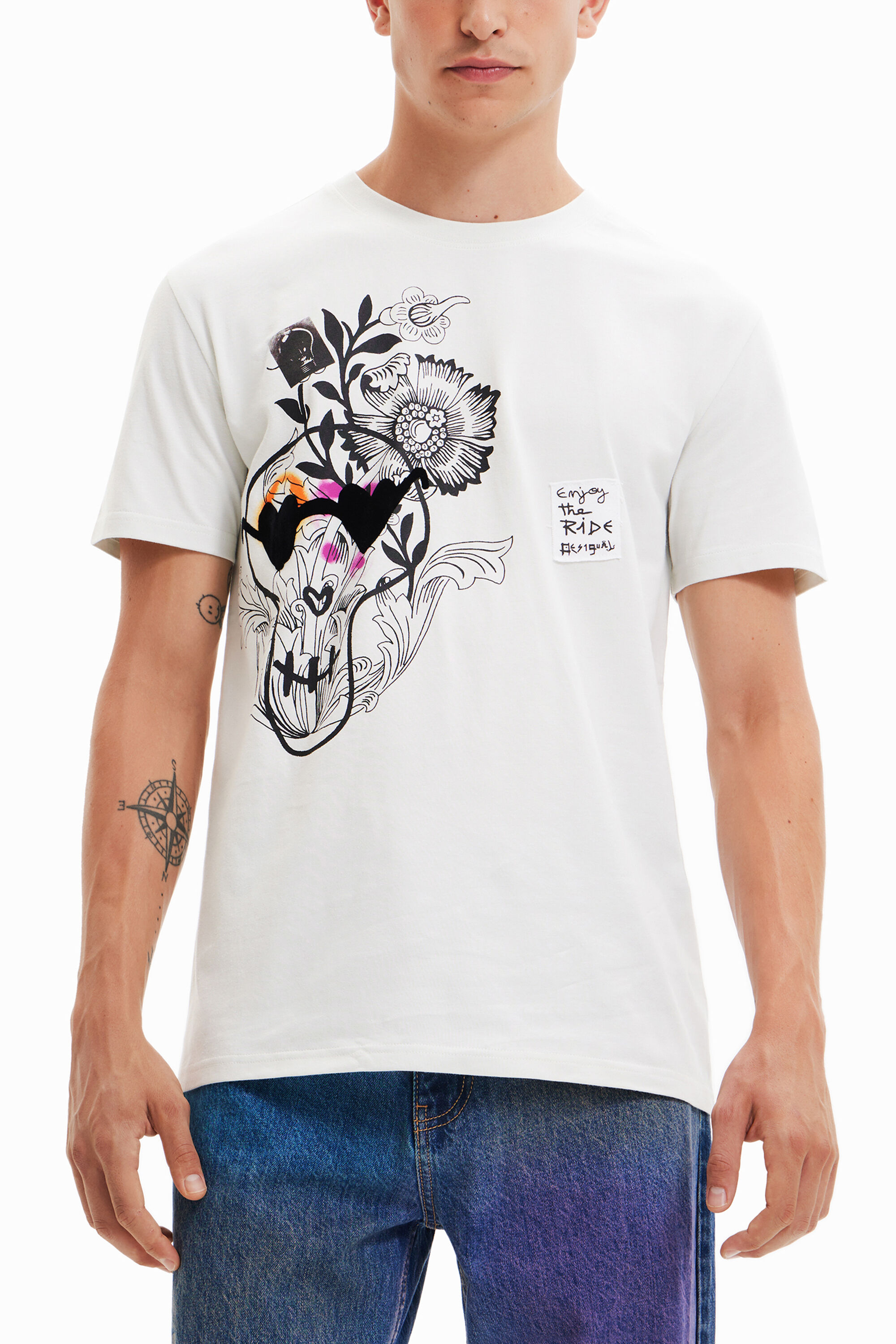 Camiseta calavera flores