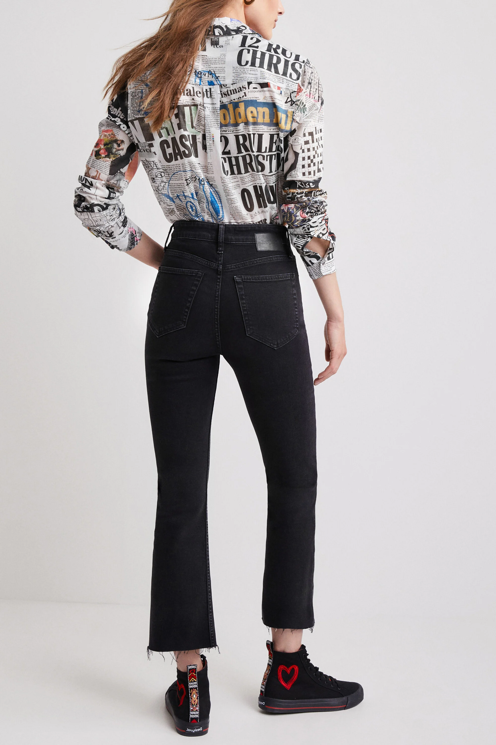 Vaquero Flare cropped