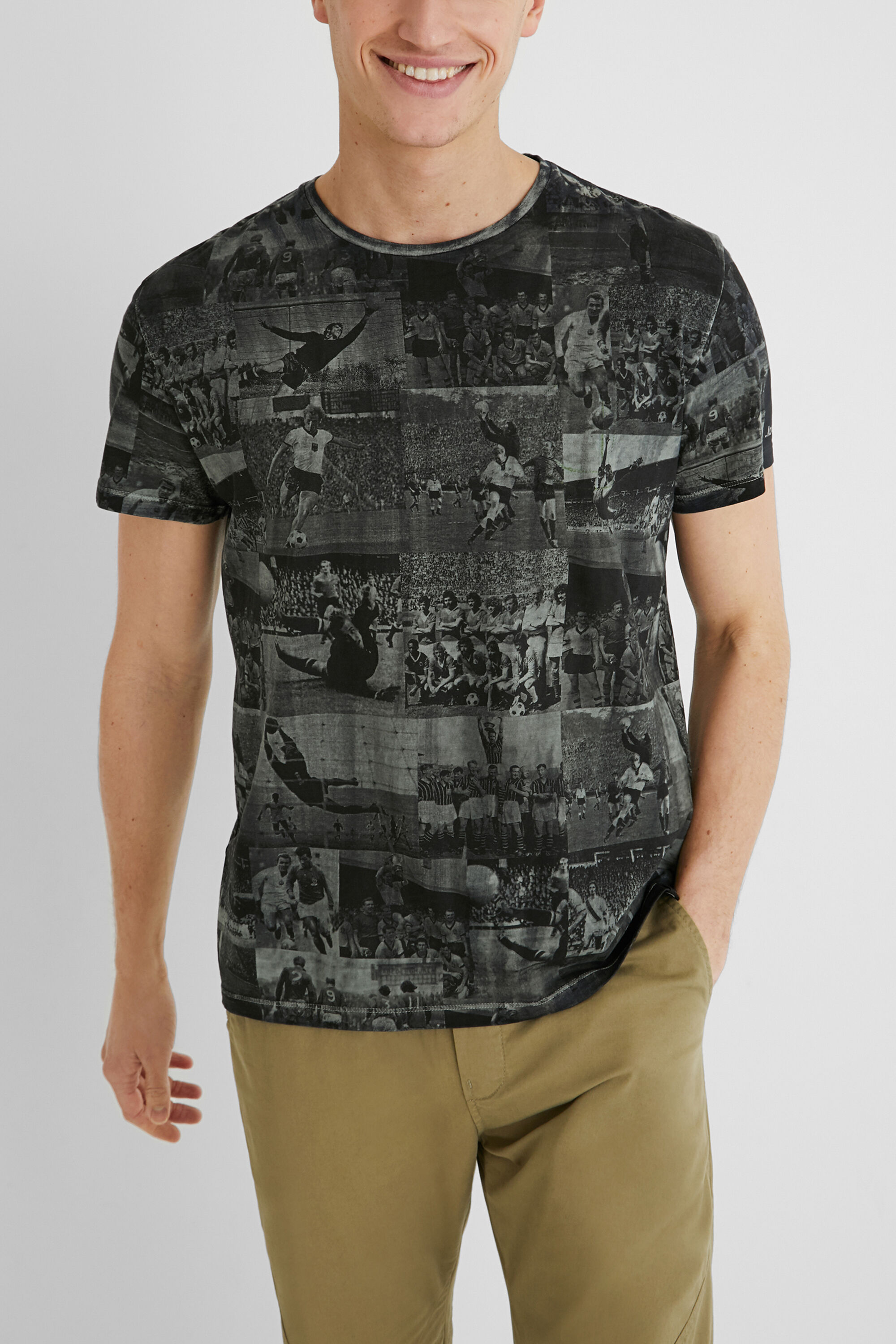 Camiseta regular postales fotogr&aacute;ficas